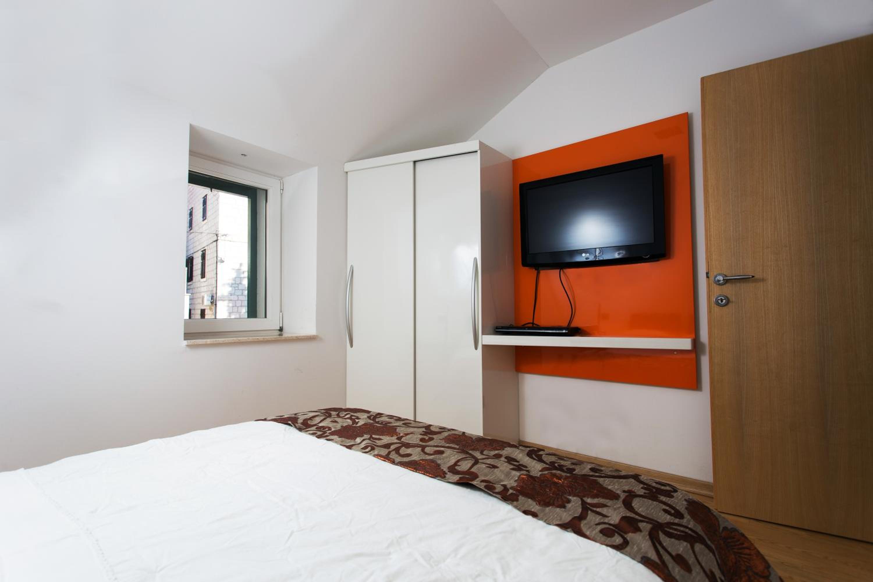Marinac City Center Apartments & Rooms