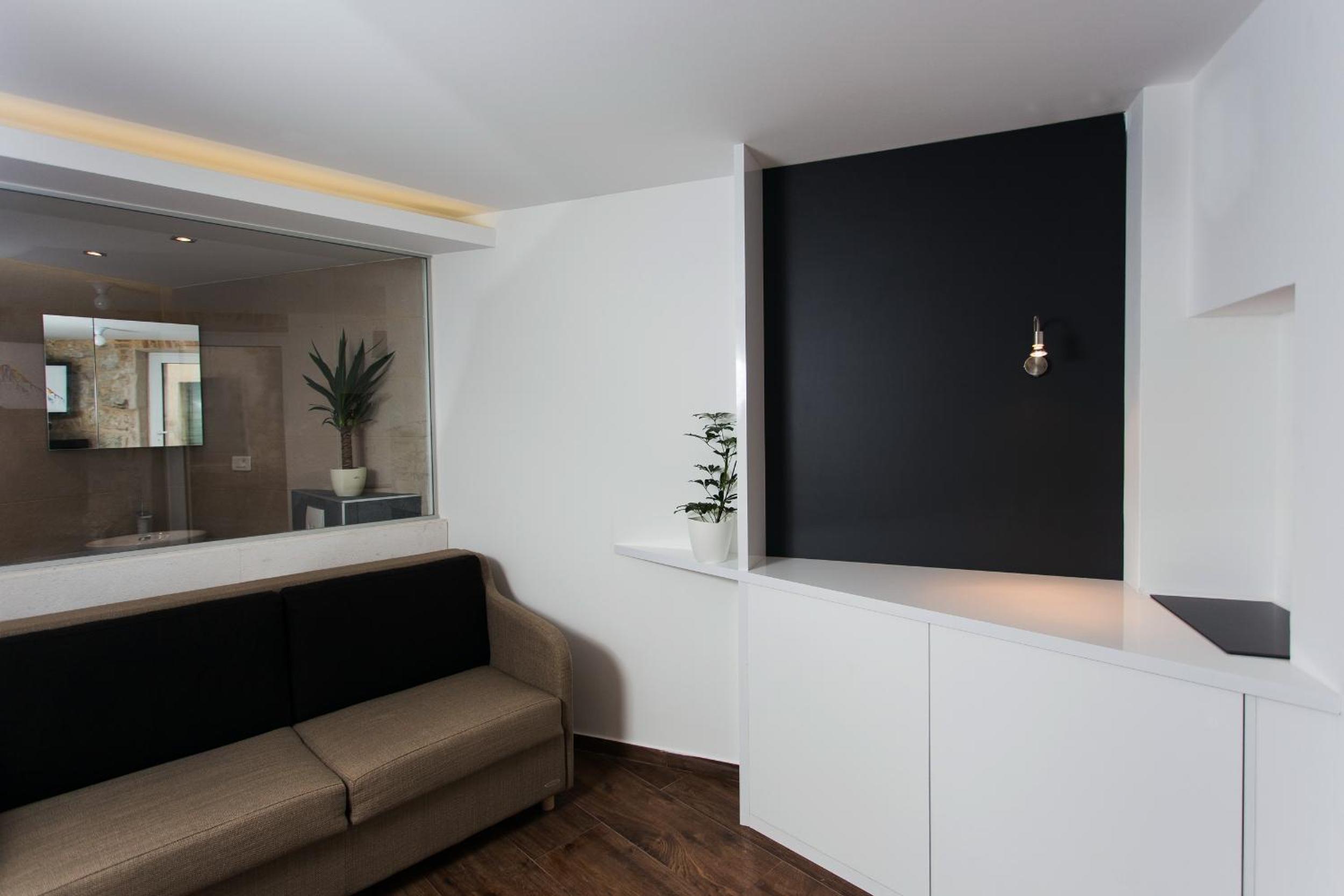 Marinac City Center Apartments & Rooms