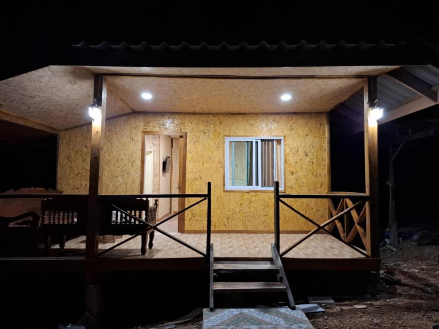 ฟาดิลบังกะโล Fadel bungalow