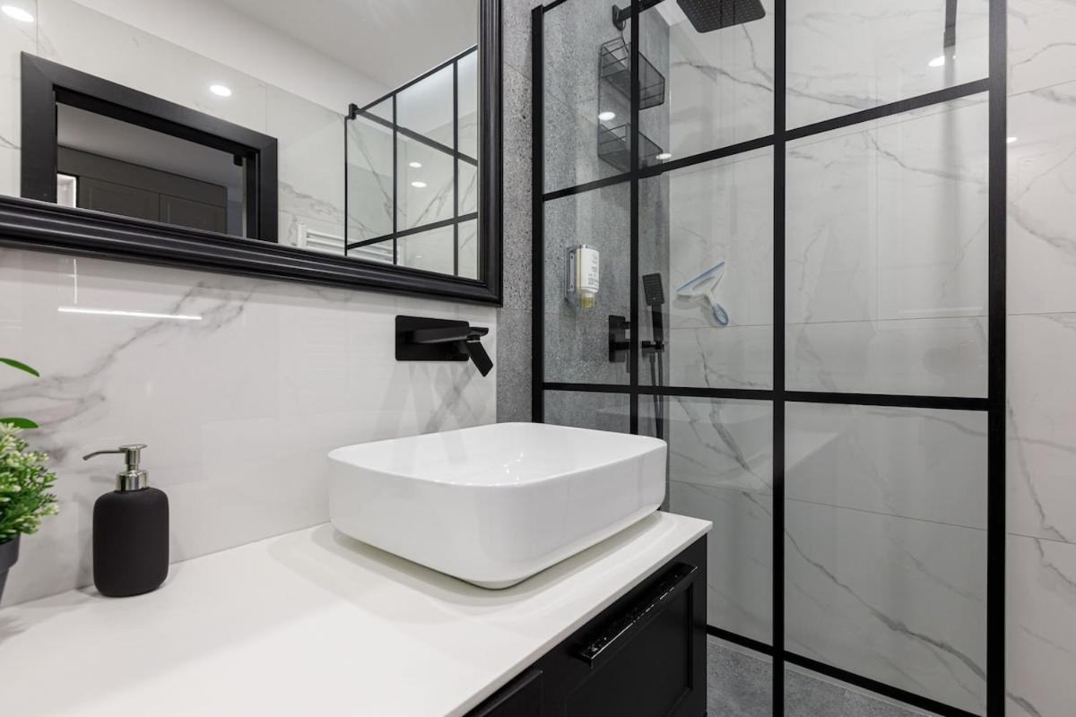 Central Wroclaw Apartment - City Center - One Bedroom Apartment - JP19