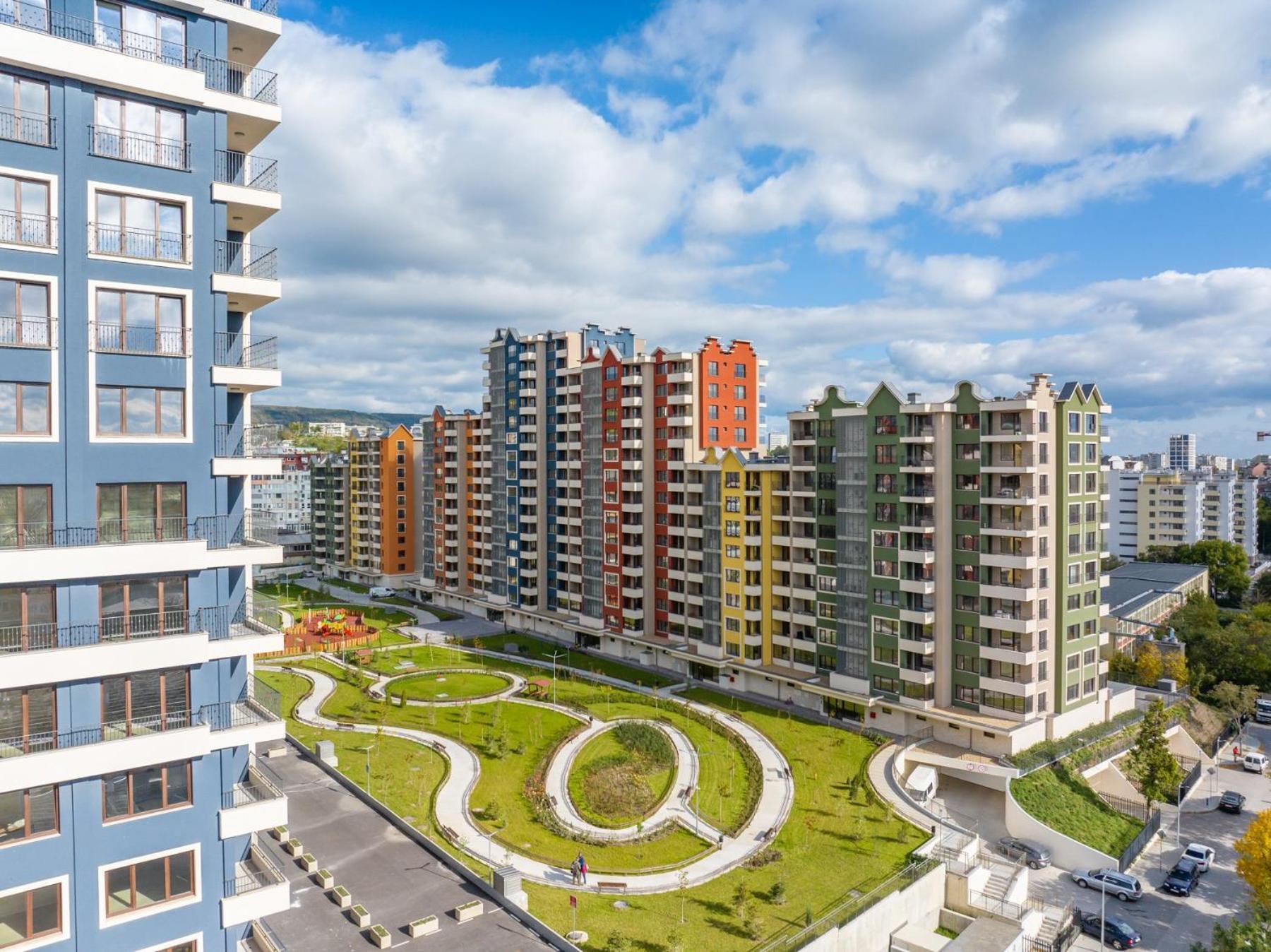 Luxury 2bedroom apartment in Complex Family Garden with FREE parking