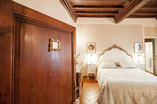 LA FINESTRA SUL BORGO Dimora Storica view 5