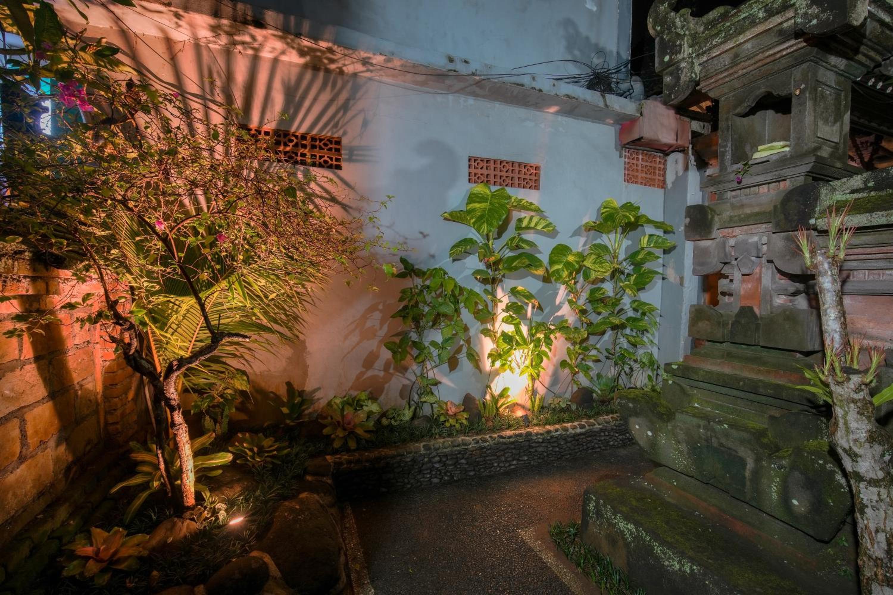 Shana Homestay by EPS