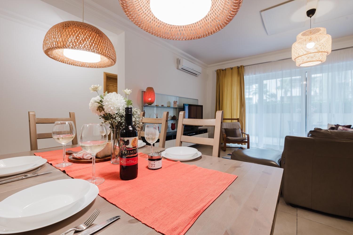 102 Seafront 3Bed Sliema with pool by Homely