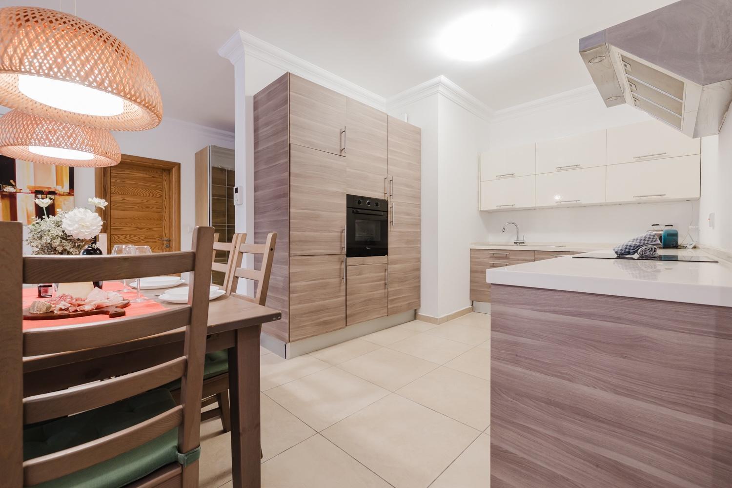 102 Seafront 3Bed Sliema with pool by Homely