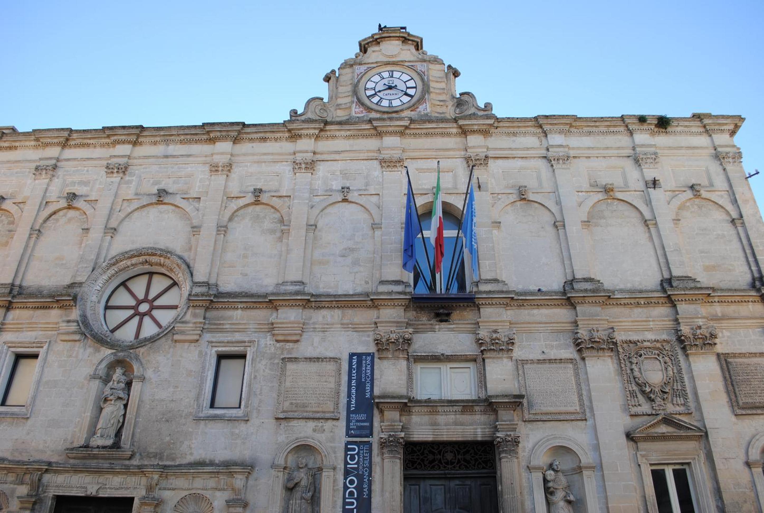 Photo 12