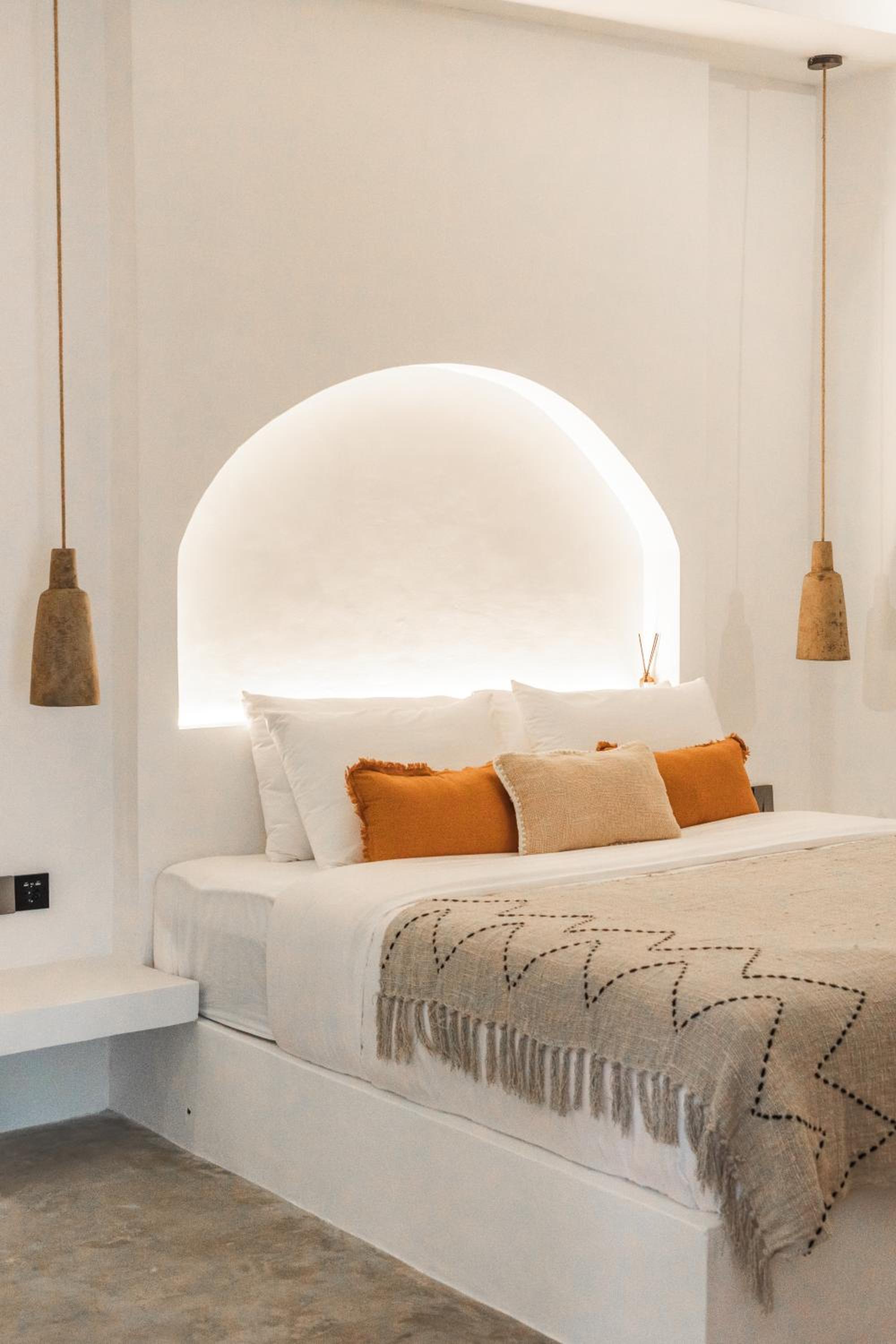 NMBR One - New 2BR home for remote travelers in Canggu