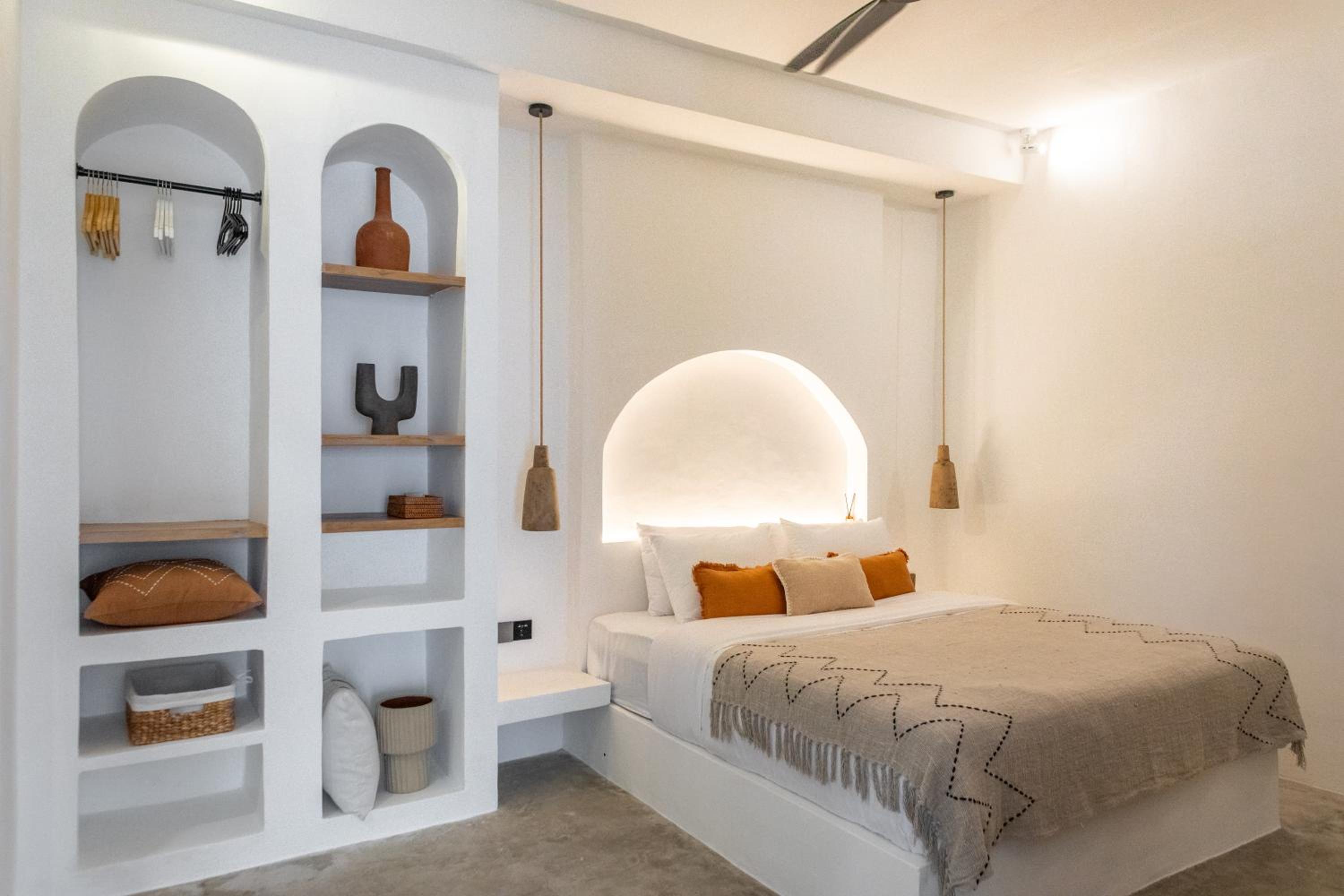NMBR One - New 2BR home for remote travelers in Canggu