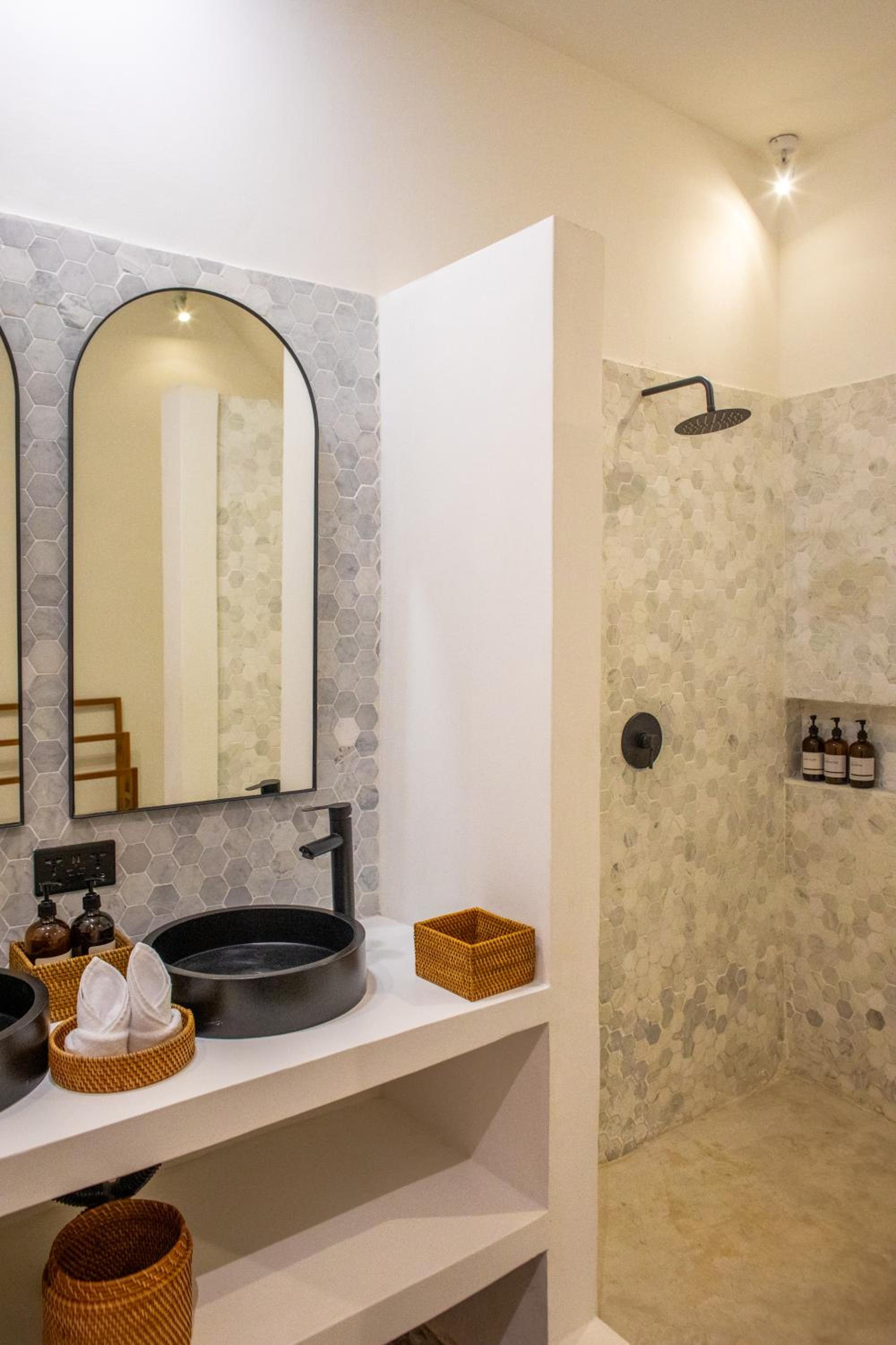 NMBR One - New 2BR home for remote travelers in Canggu
