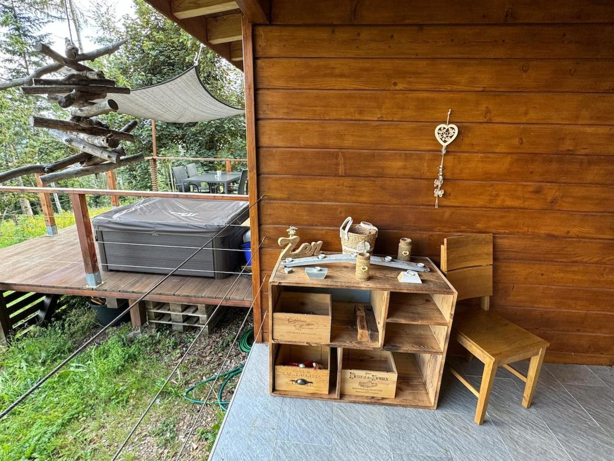 Chalet isolé avec jacuzzi et vue panoramique