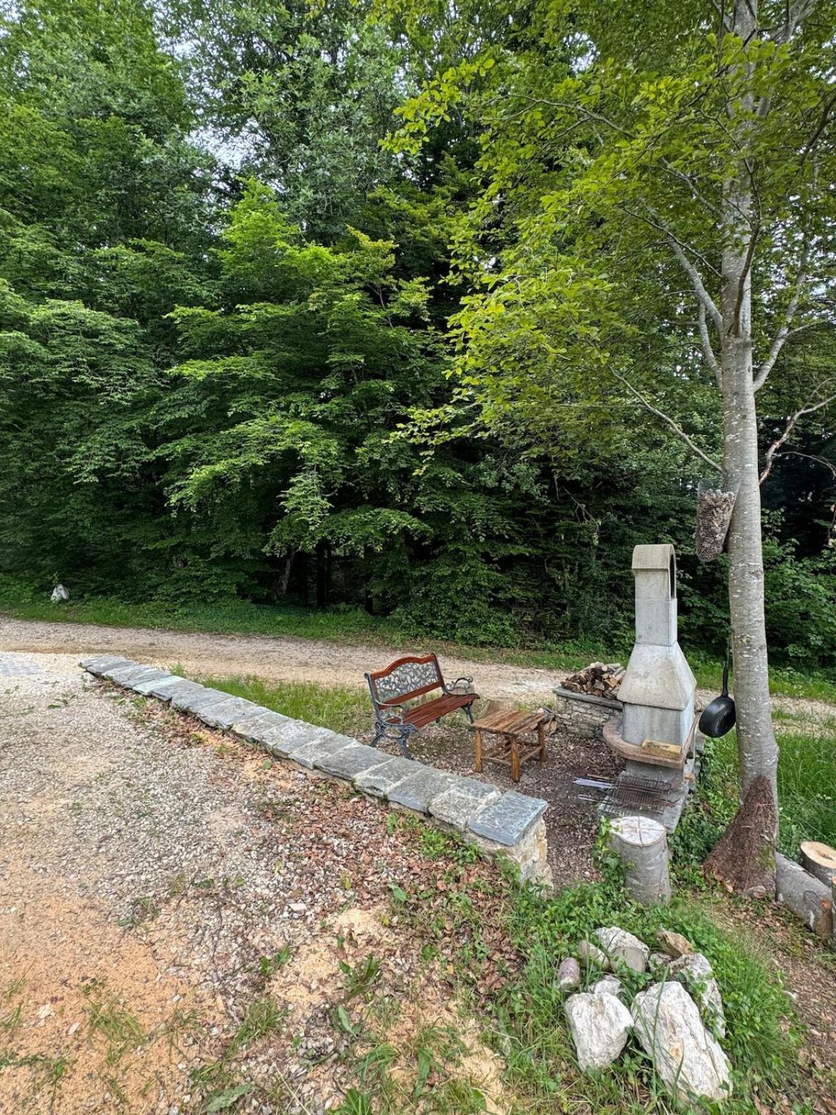 Chalet isolé avec jacuzzi et vue panoramique
