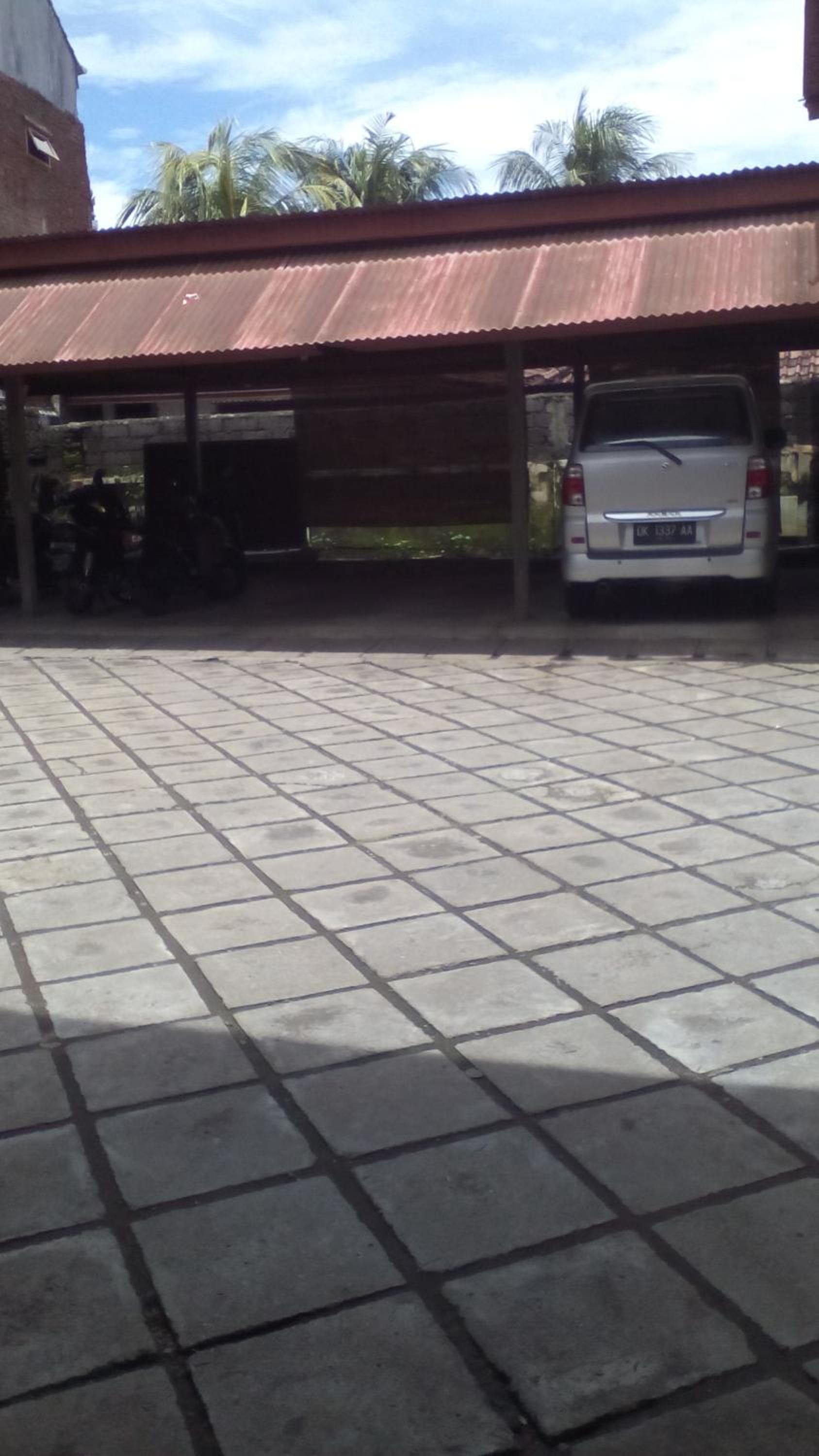 Puri Mandhara Lovina