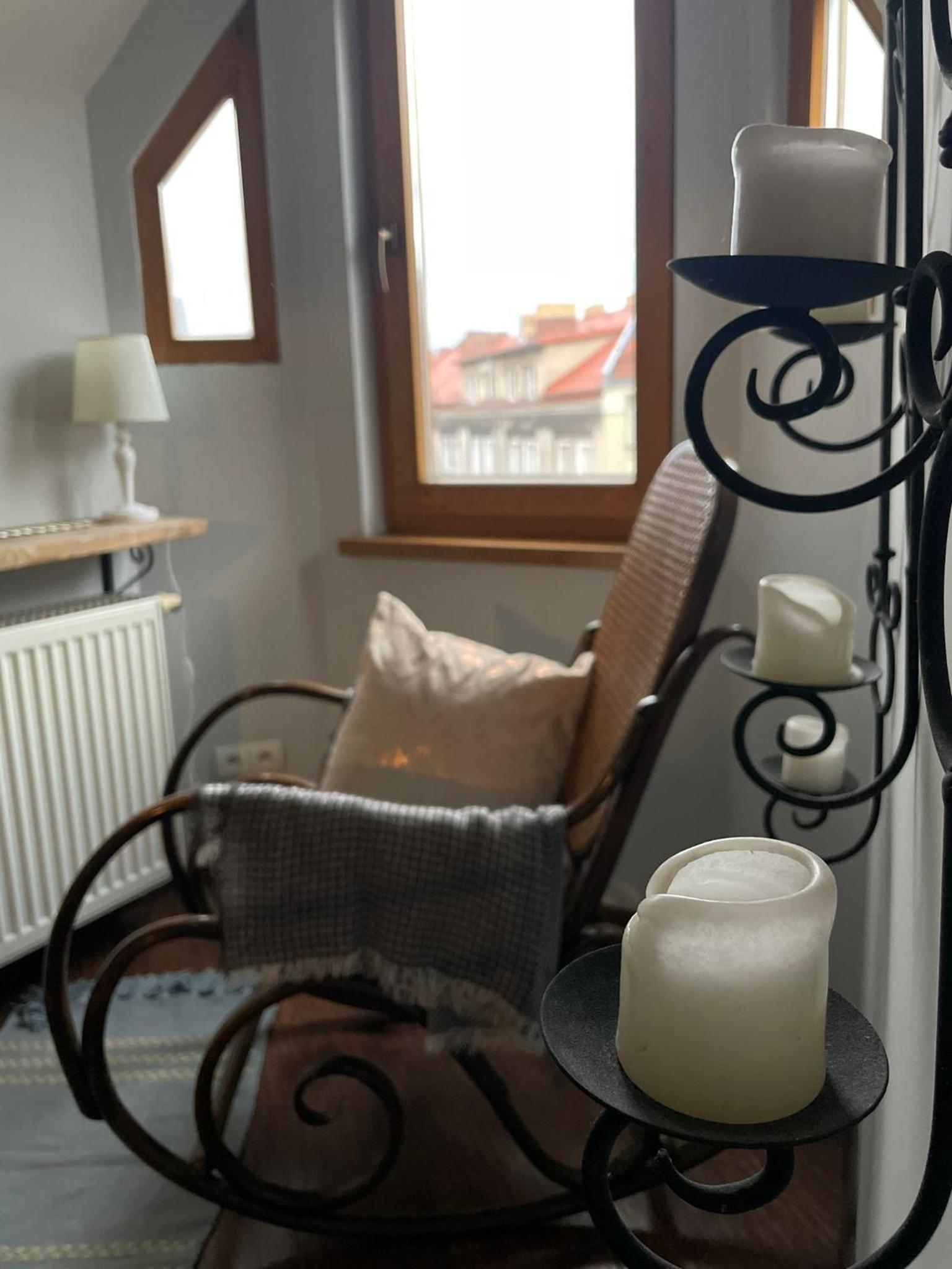 Wyjątkowy Apartament w Sercu Jeleniej Góry