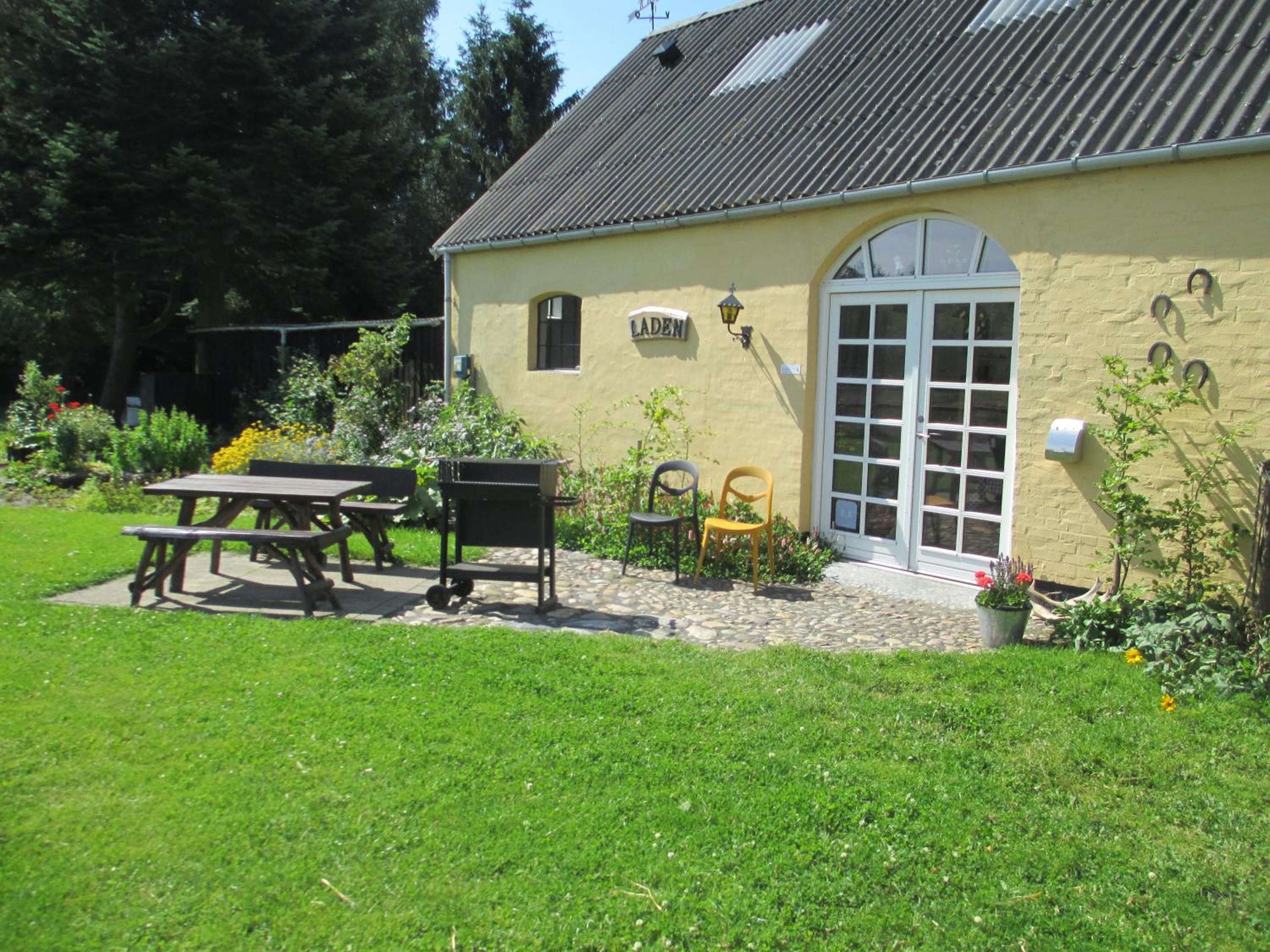 Photo 46
