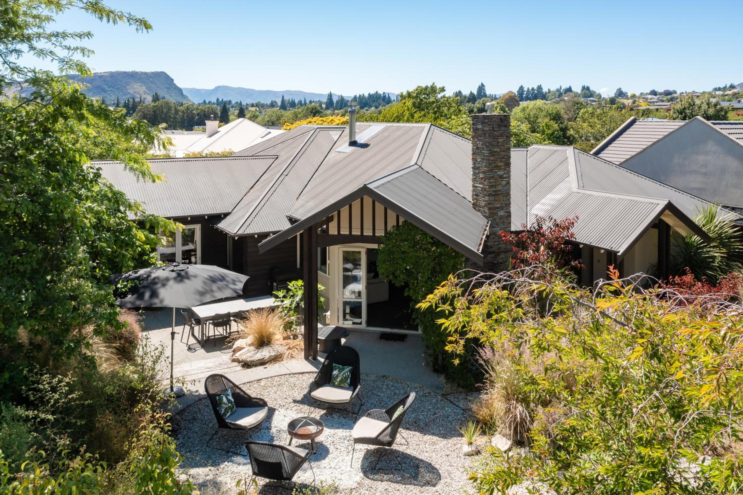 Emerald Oasis by Sotheby's Luxury Rental Homes