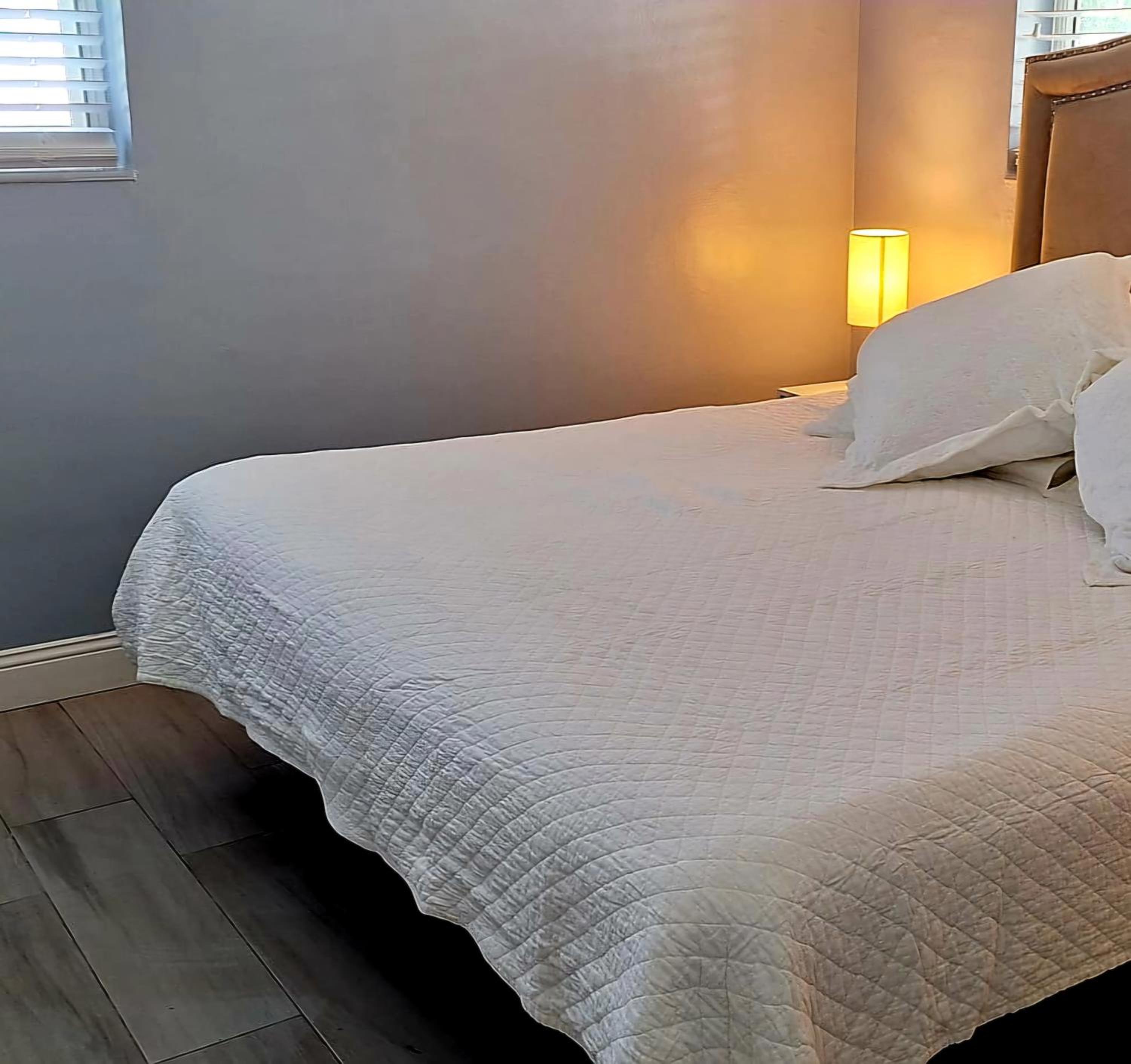 Luxury 3BR Duplex in Cutler Bay, Pool Table, BBQ, Terrace & Free Parking