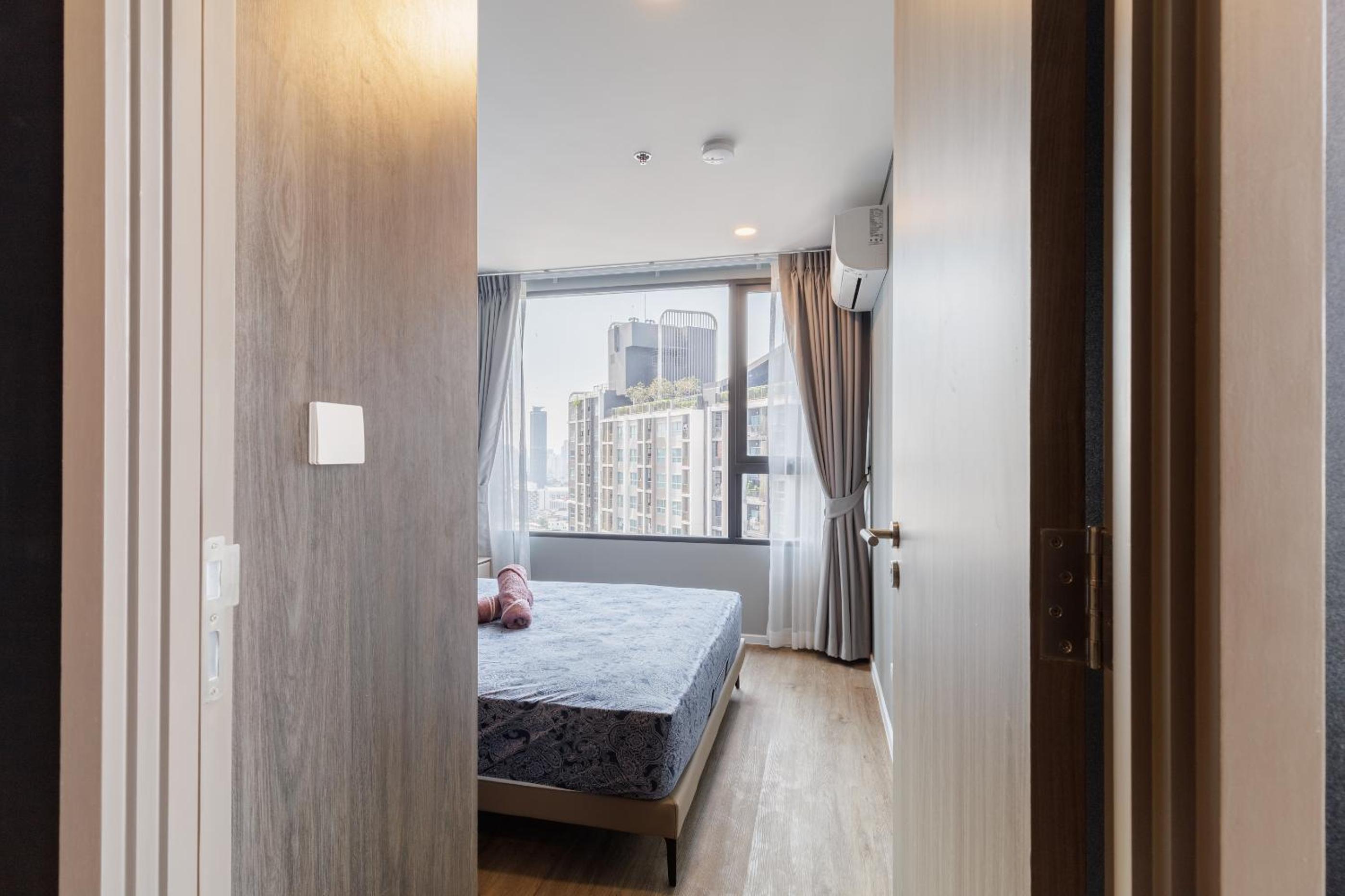 loft 二房可住4人 近jodd夜市 游泳池