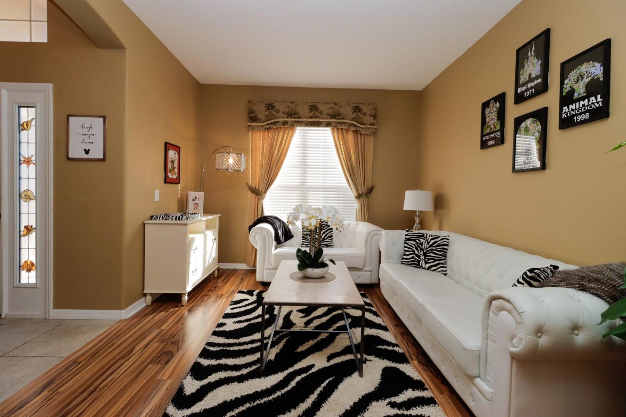 Spacious Emerald Island Resort Home with Pool Spa and Resort Amenities near Disney