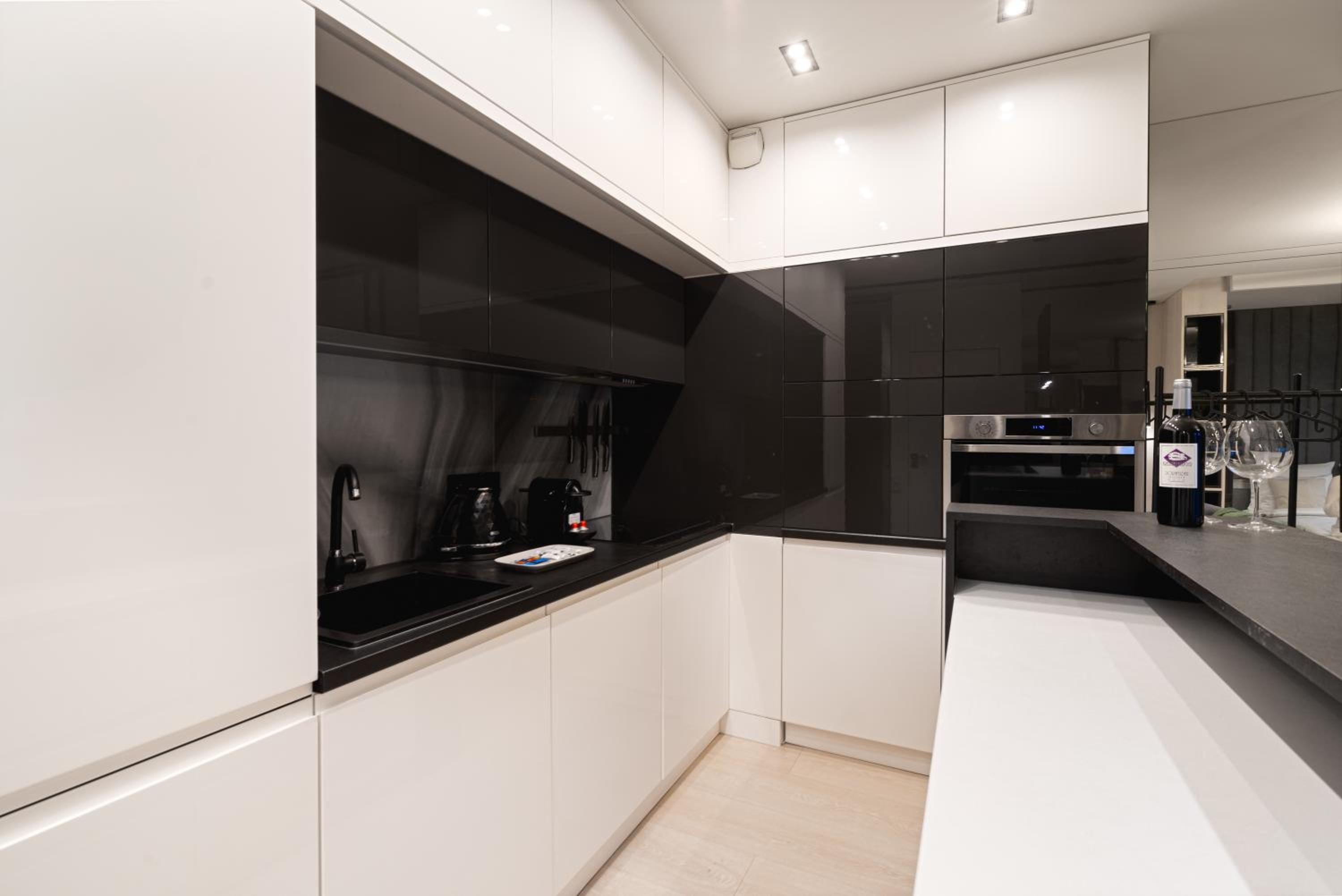 Golden Luxe Residence - Mennica Residence - Business & City Center