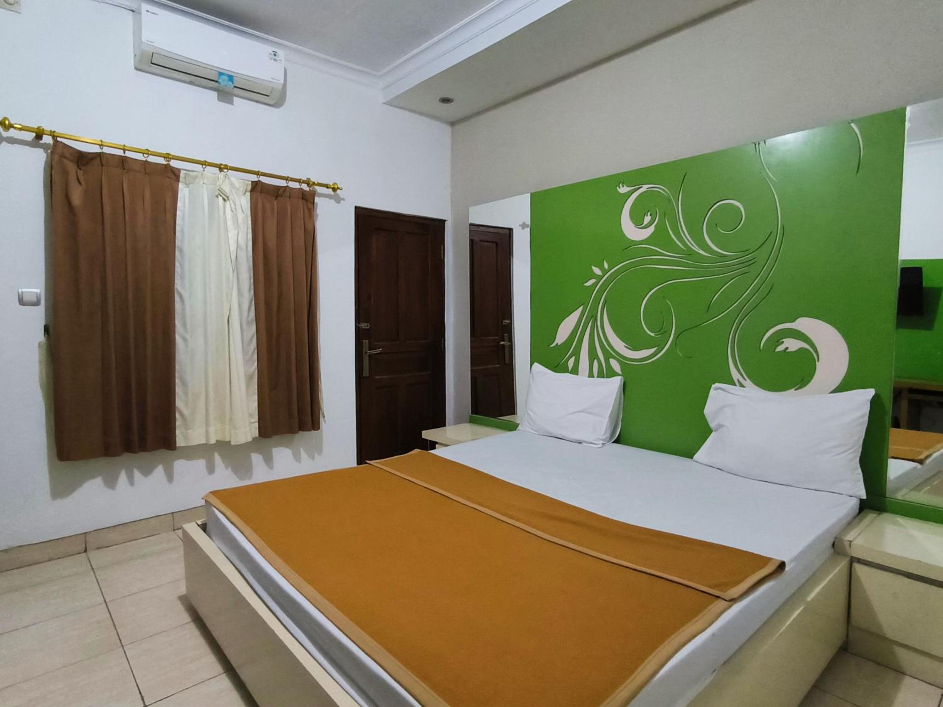 Bandengan Beach Hotel Jepara 2