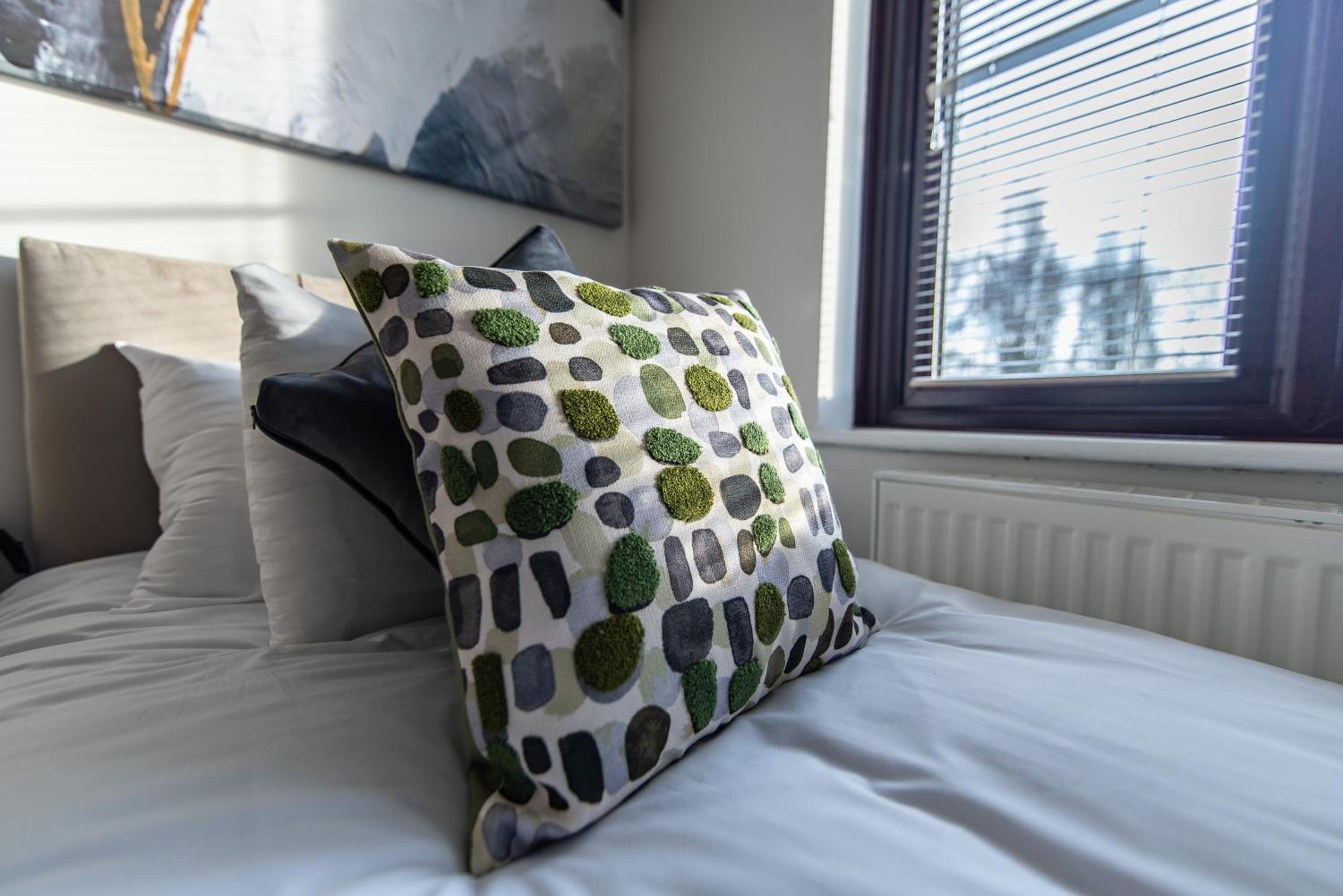 Prime Beeston 3-Bed House with Driveway & Wi-Fi
