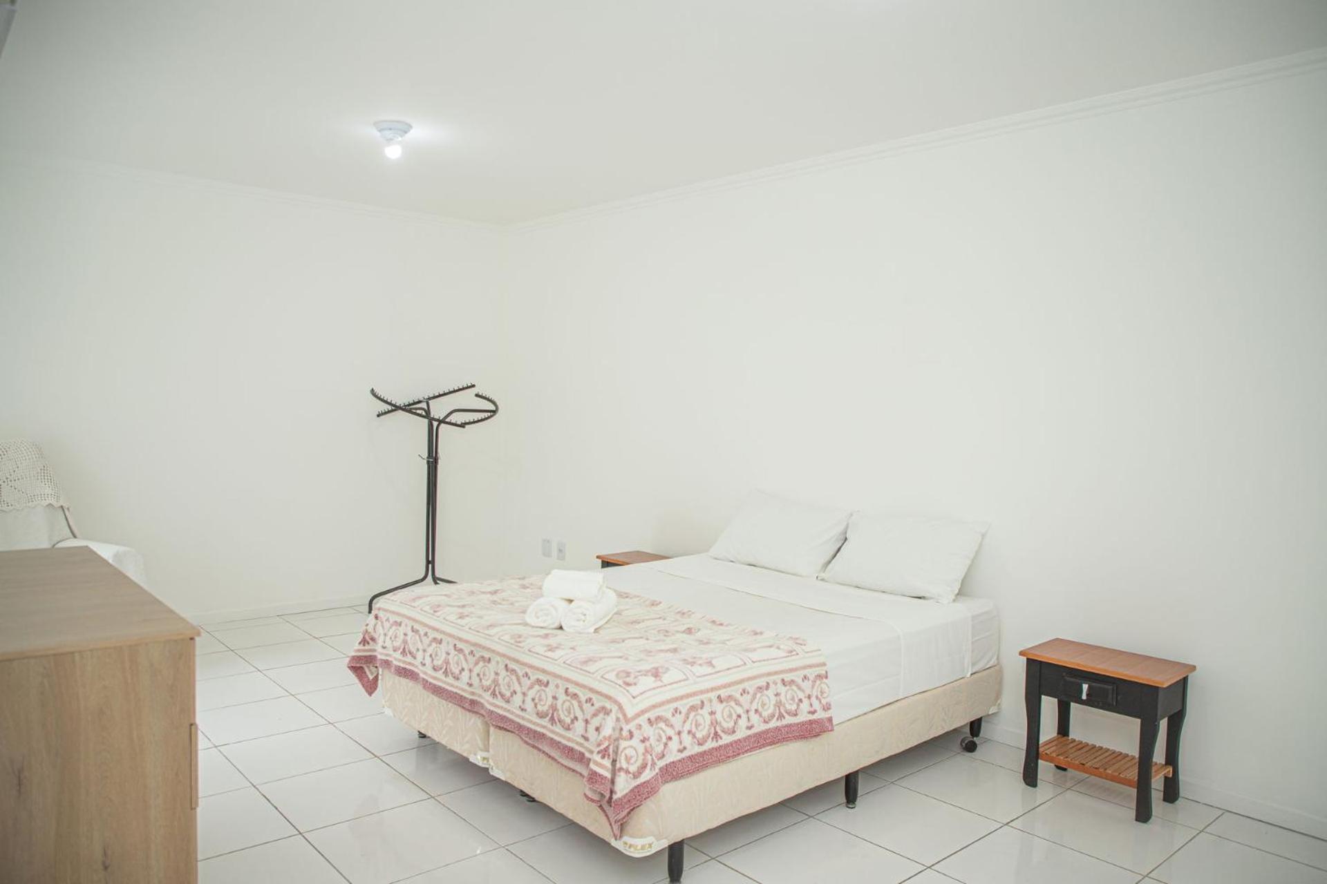 Conforto e Localização no Coração de POA SK1661