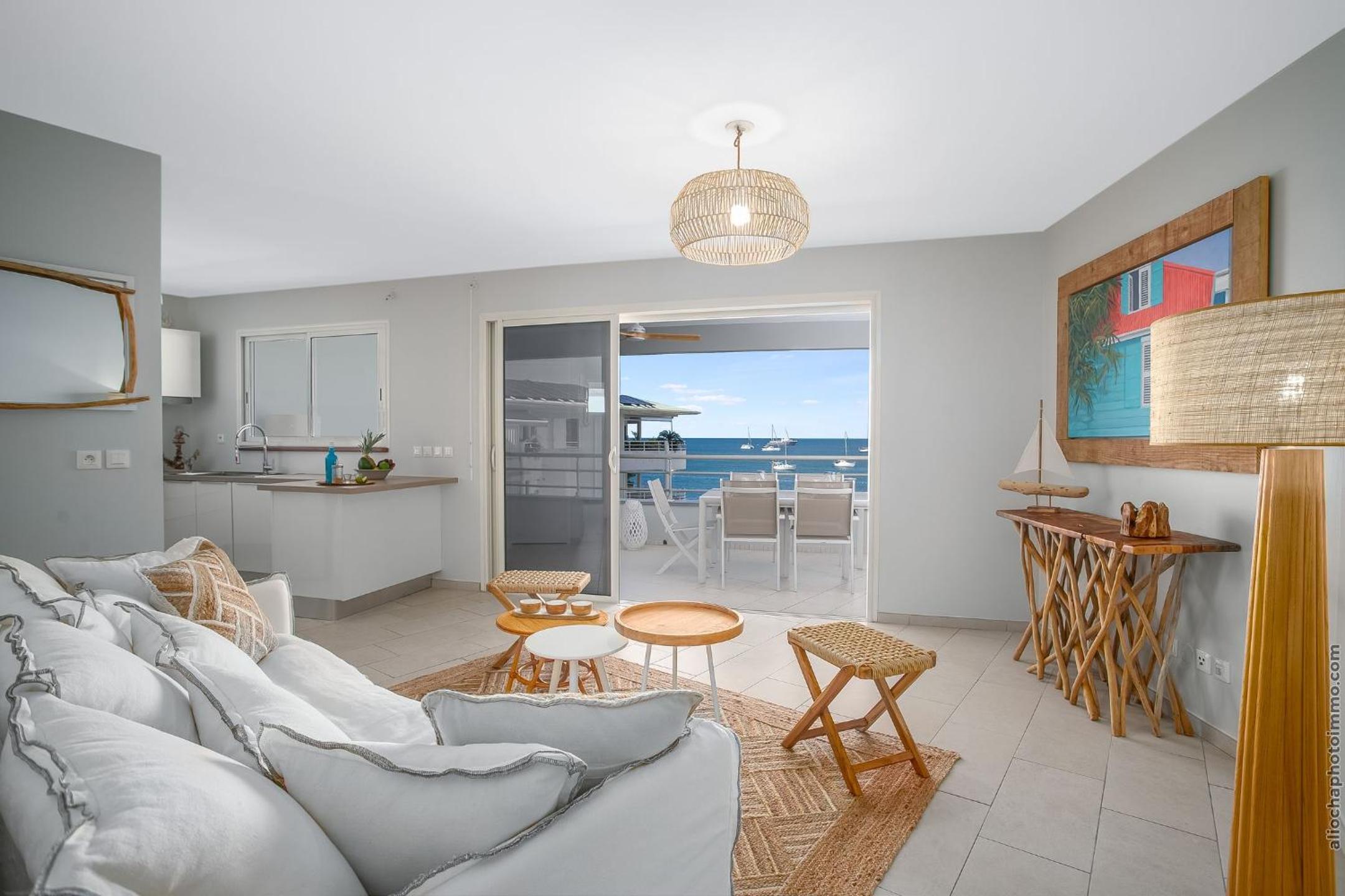 Horizon Bleu by Vista Del Mar