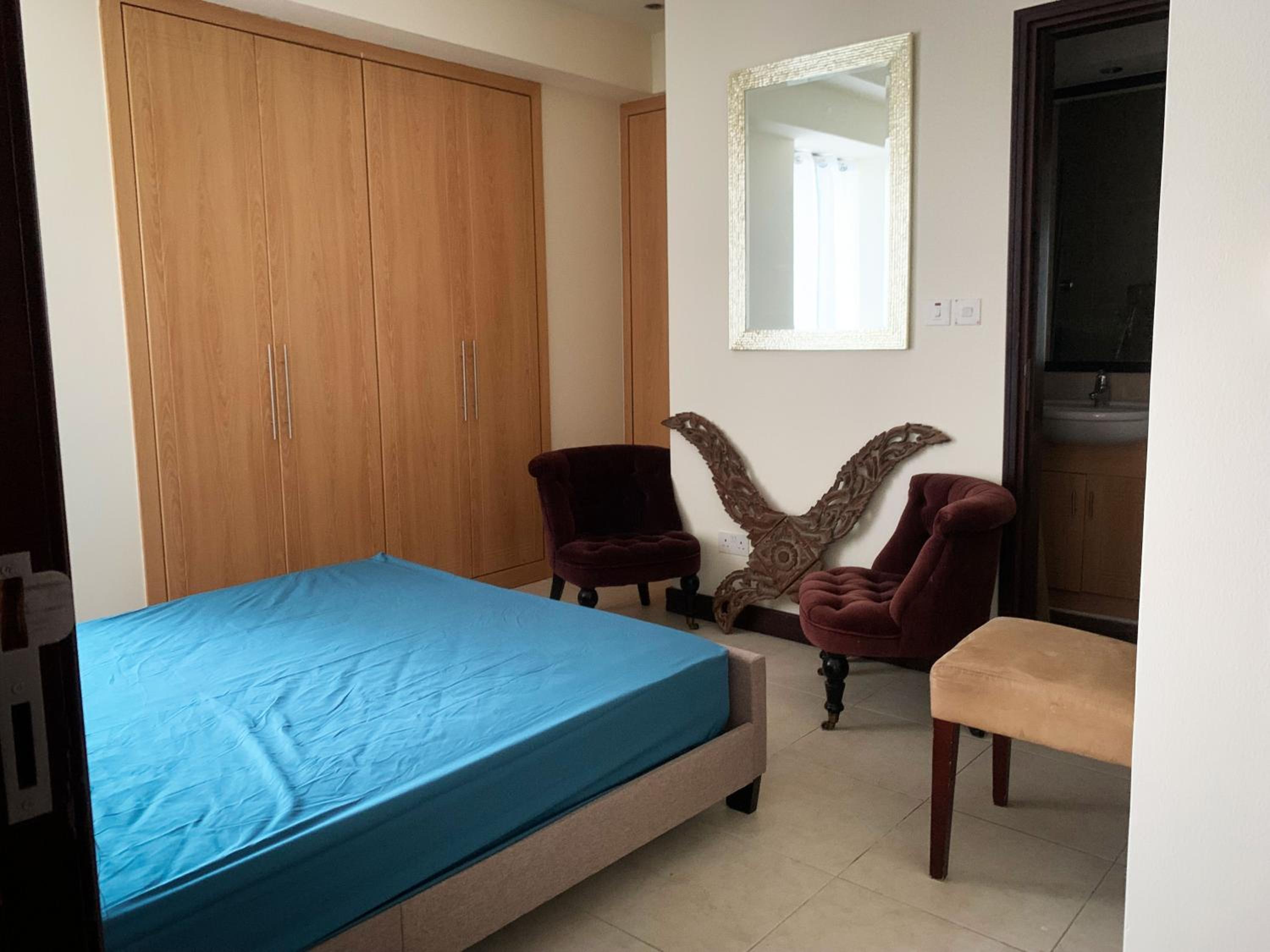 Click Stay - JLT - 2 Bedroom & Balcony Lakes view Entire Apartment -AZ