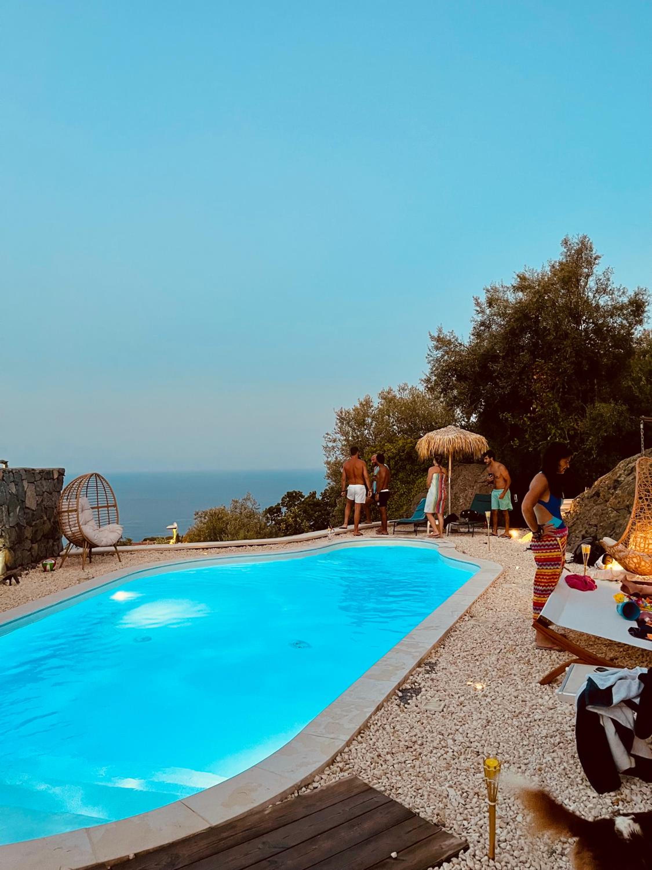 Dolce Lava - Luxury LavaStone Suite