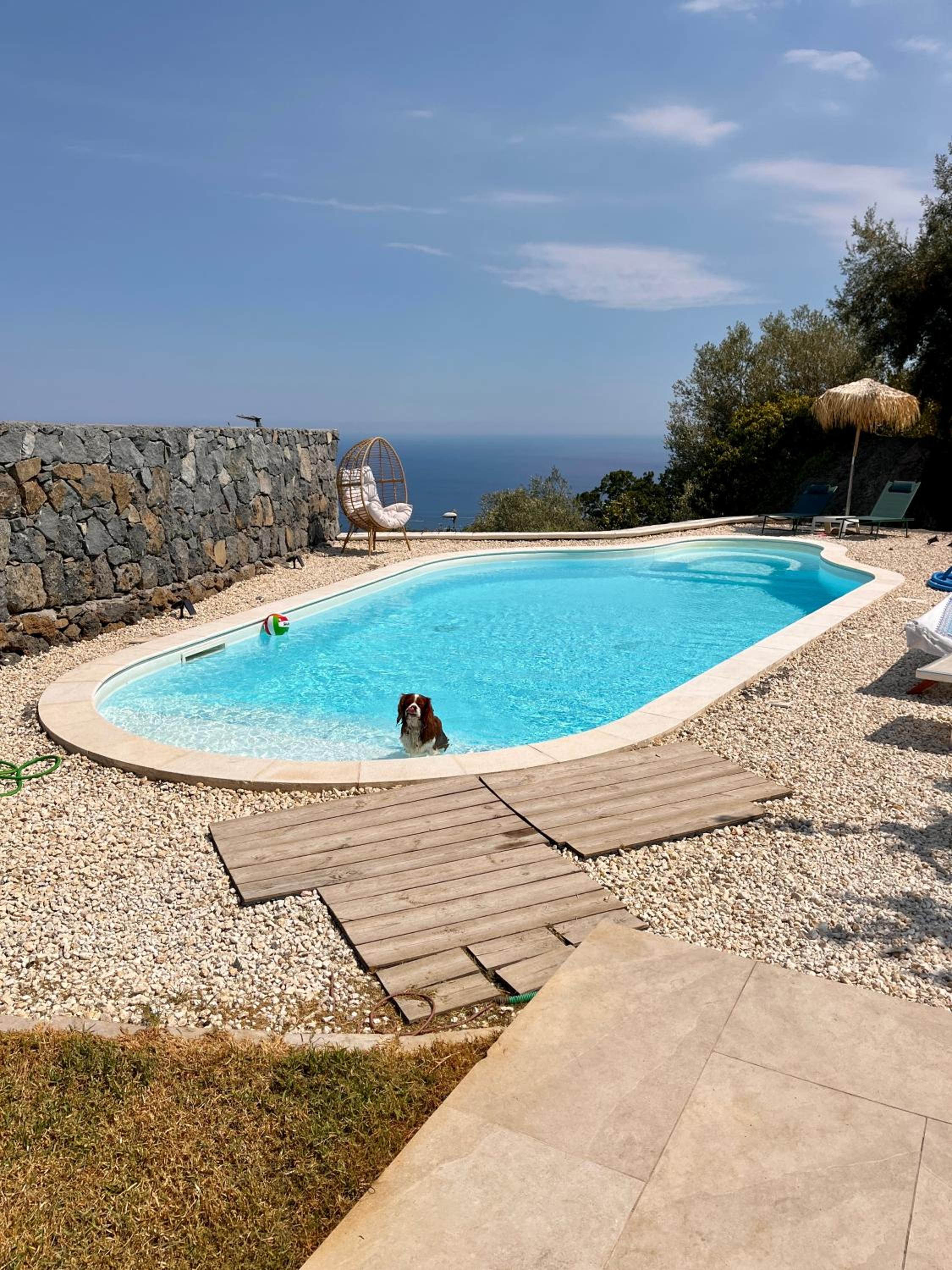 Dolce Lava - Luxury LavaStone Suite