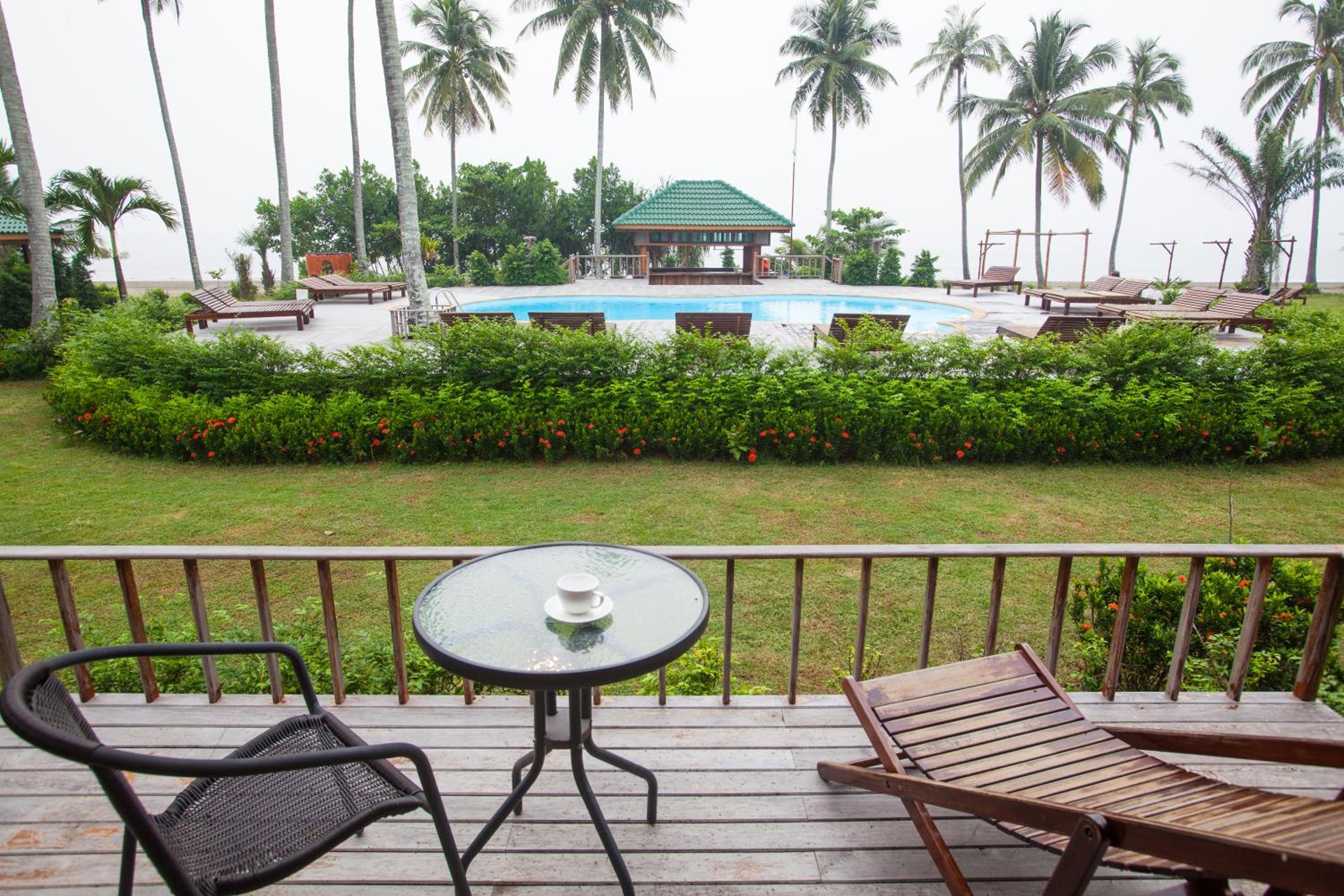 Yataa Spa and Resort