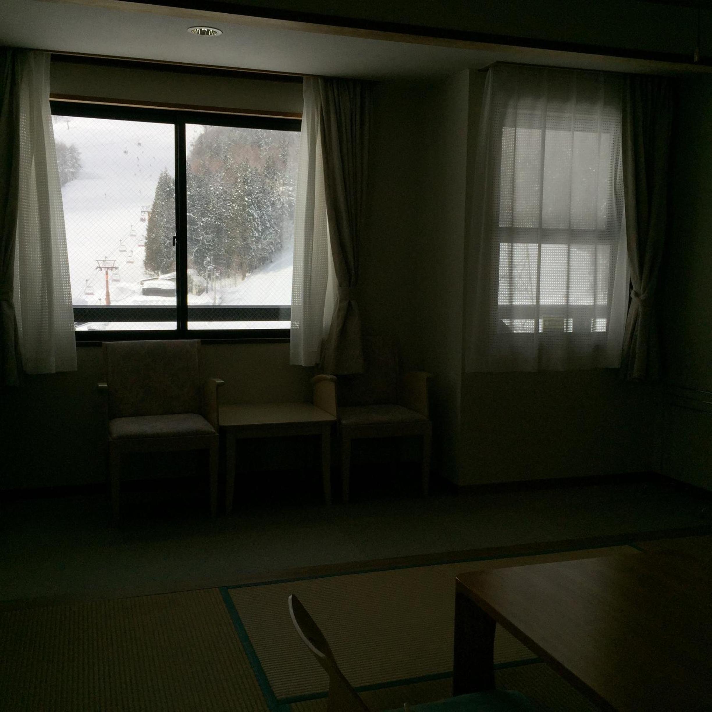 Schole Hakuba
