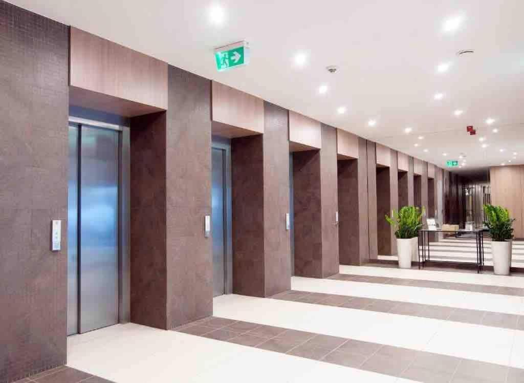 Urban Chic - Luxury 2-Bedroom Apartment in Warsaw City Center, Pereca Street