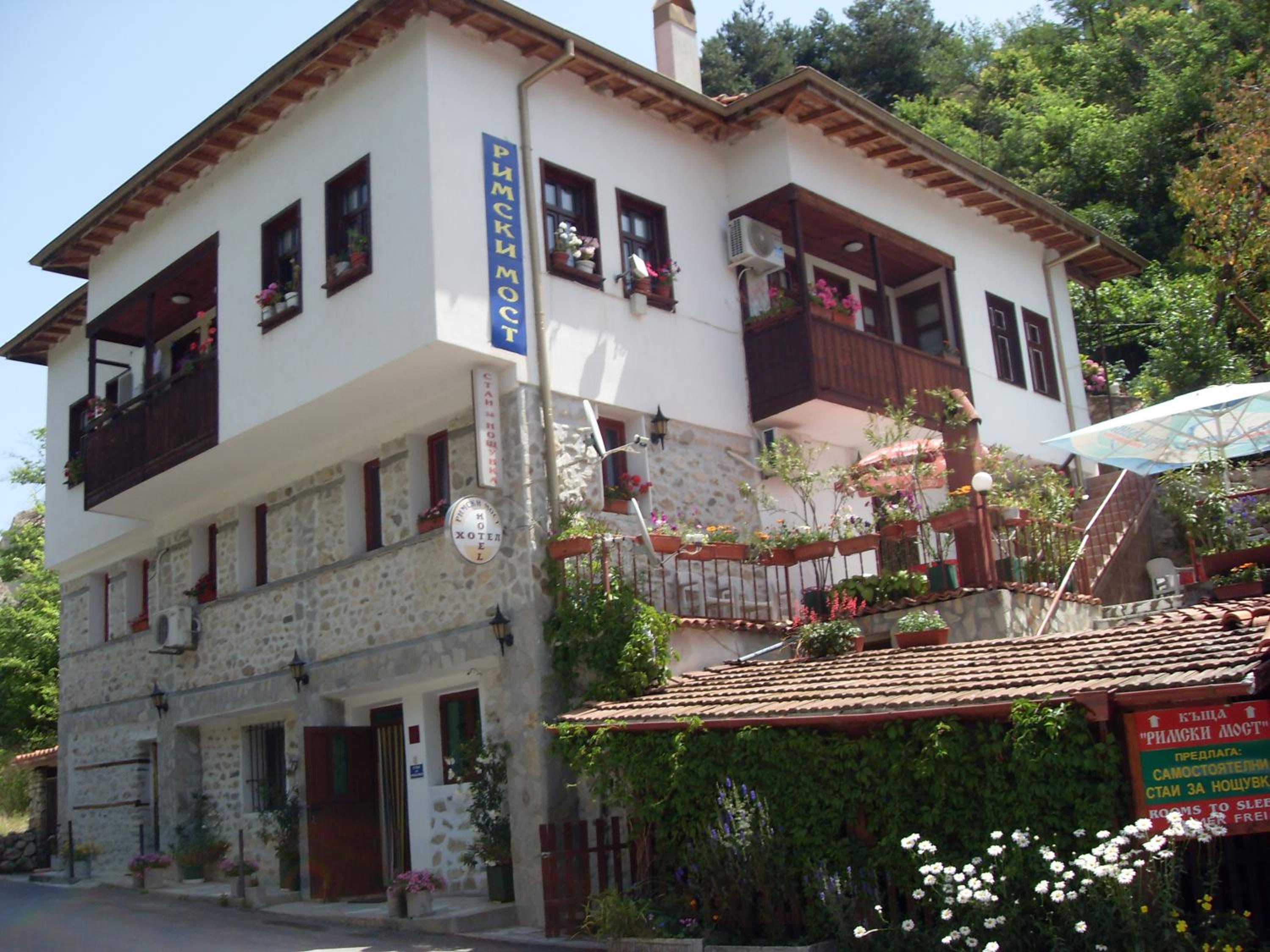 Guest House Rimski Most