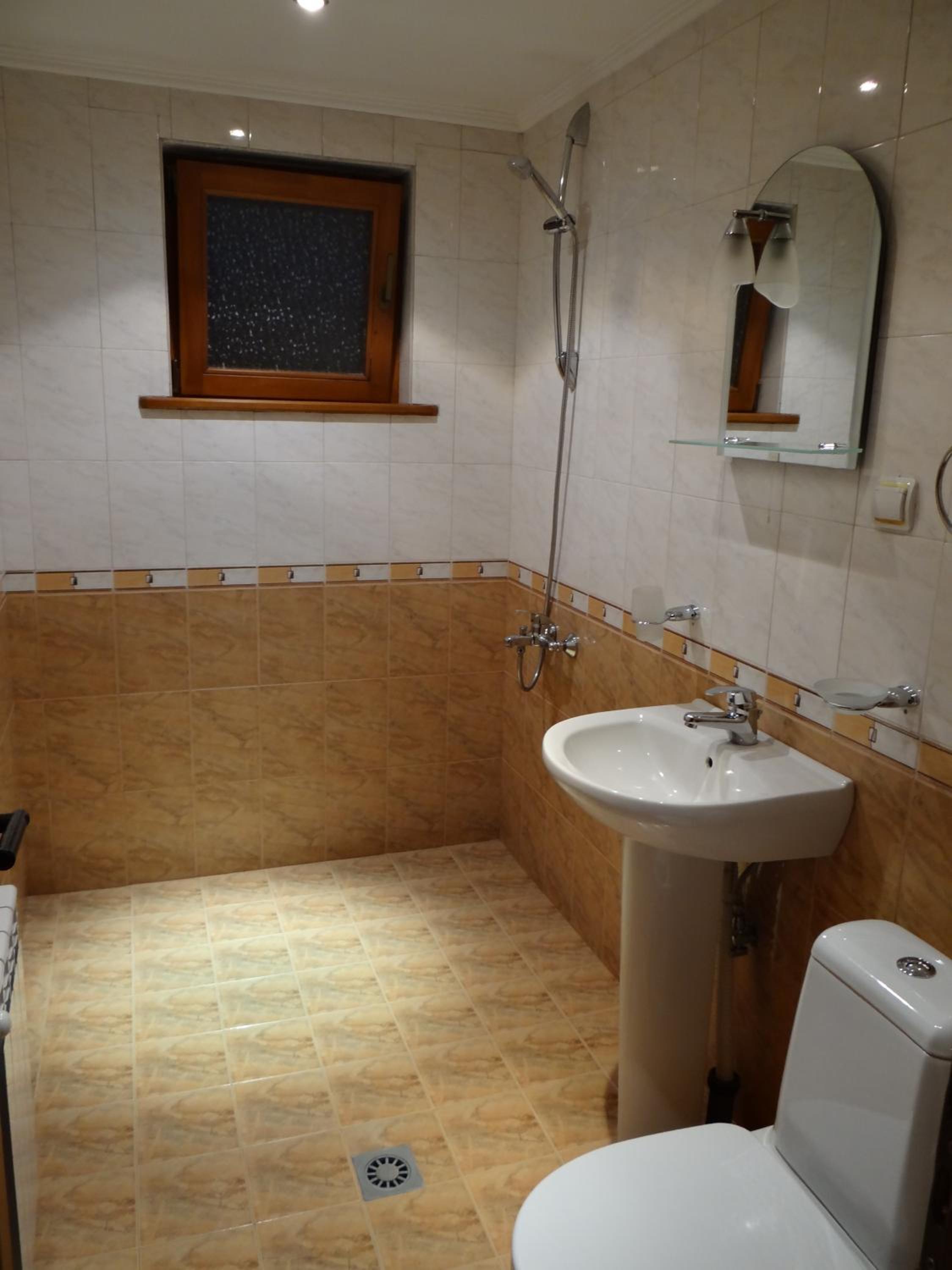 Denis Guest house