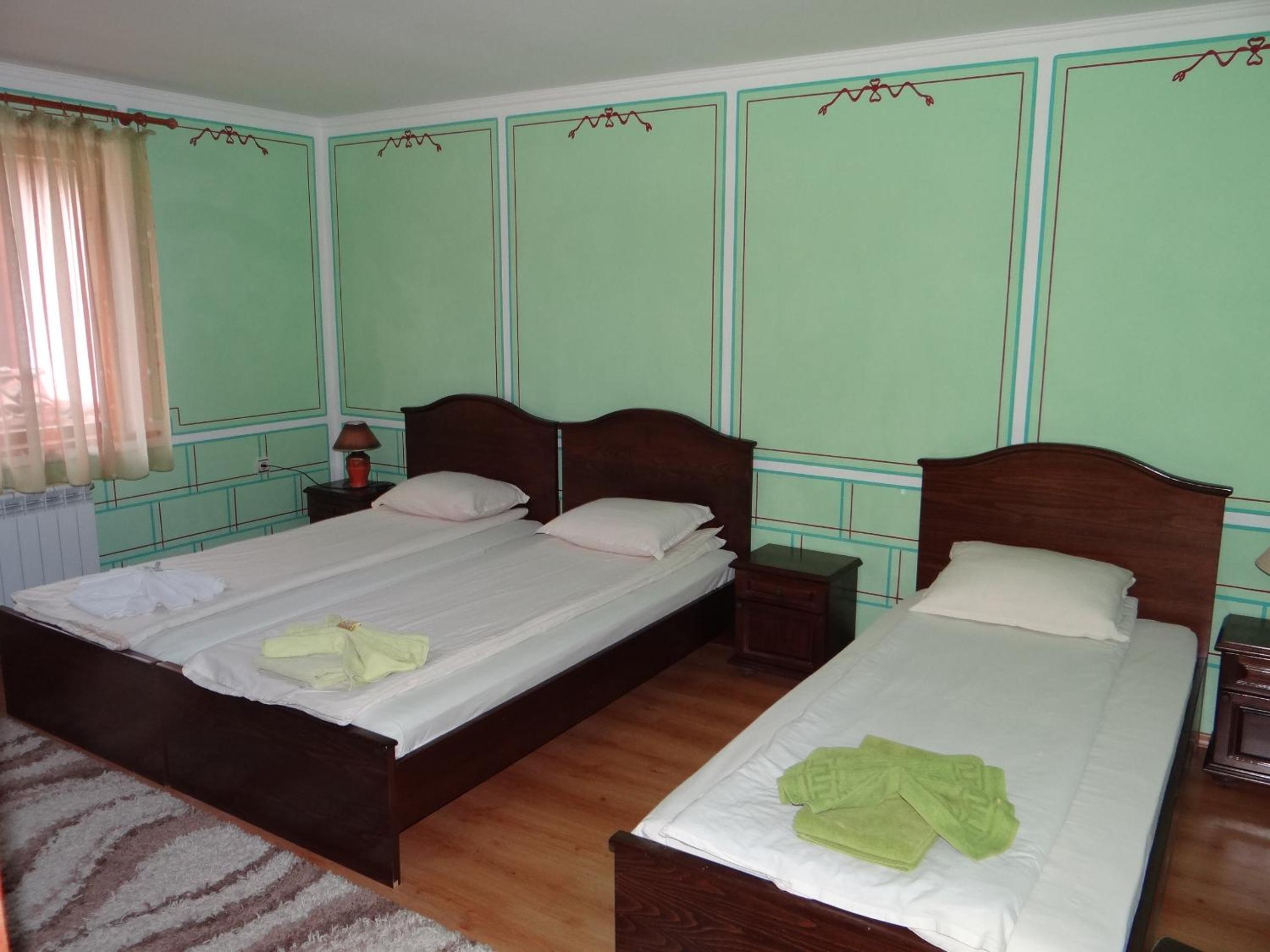 Denis Guest house