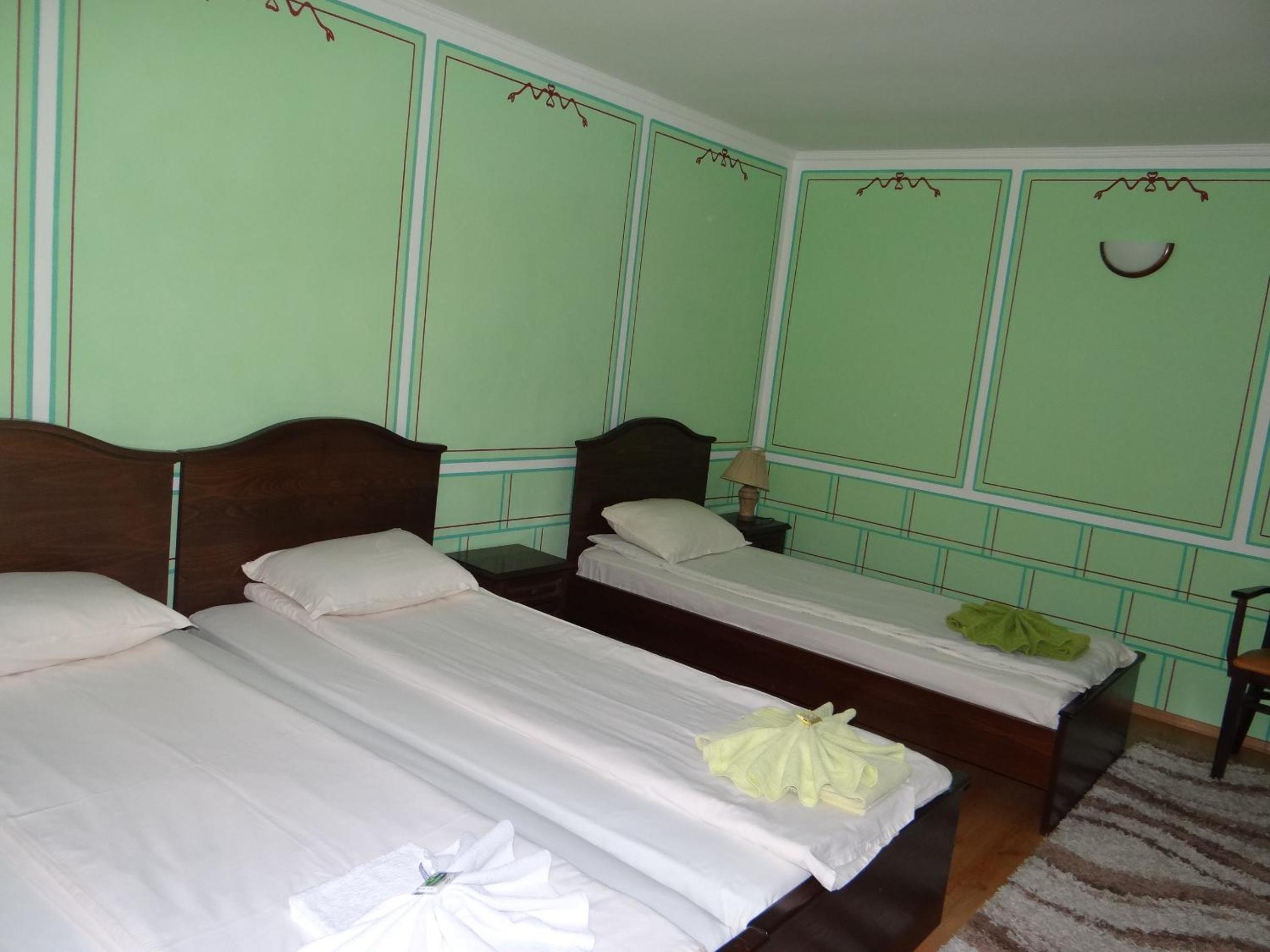 Denis Guest house