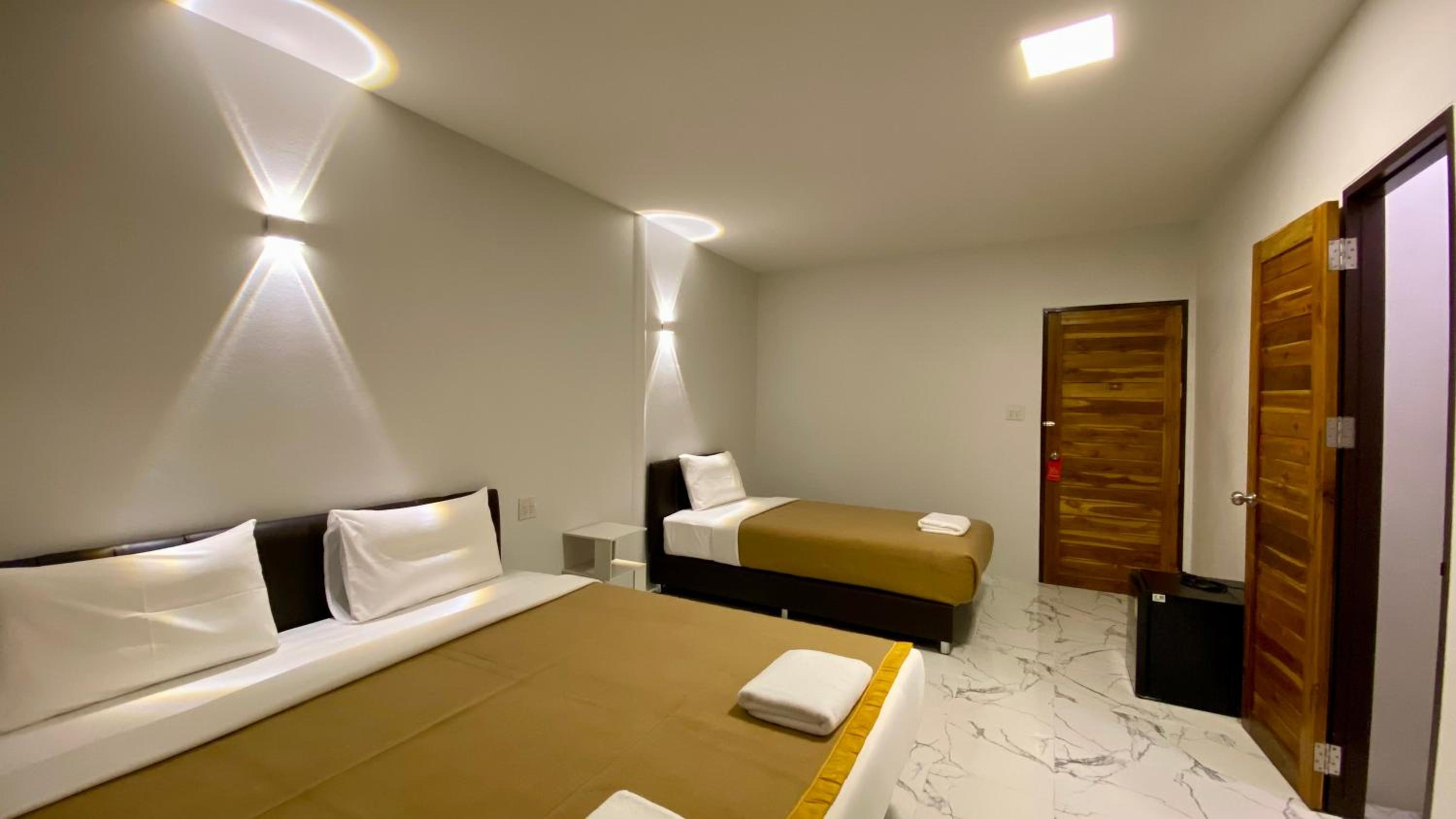 Orchard House Resort