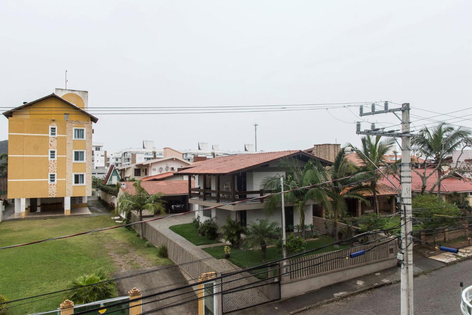 Apto com vista mar a 50m da Praia ING9201