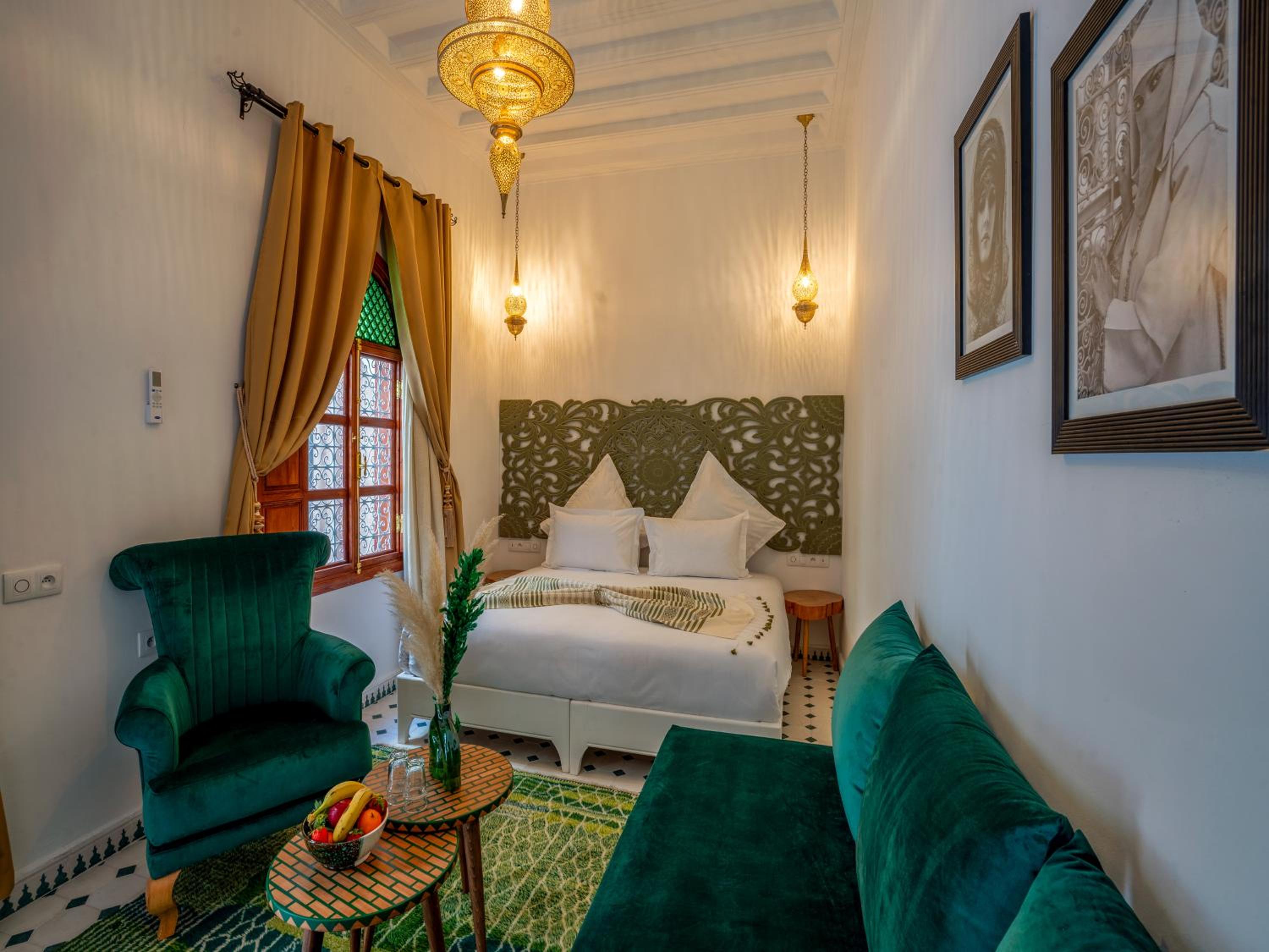 Riad Dar Al-Famila & Spa
