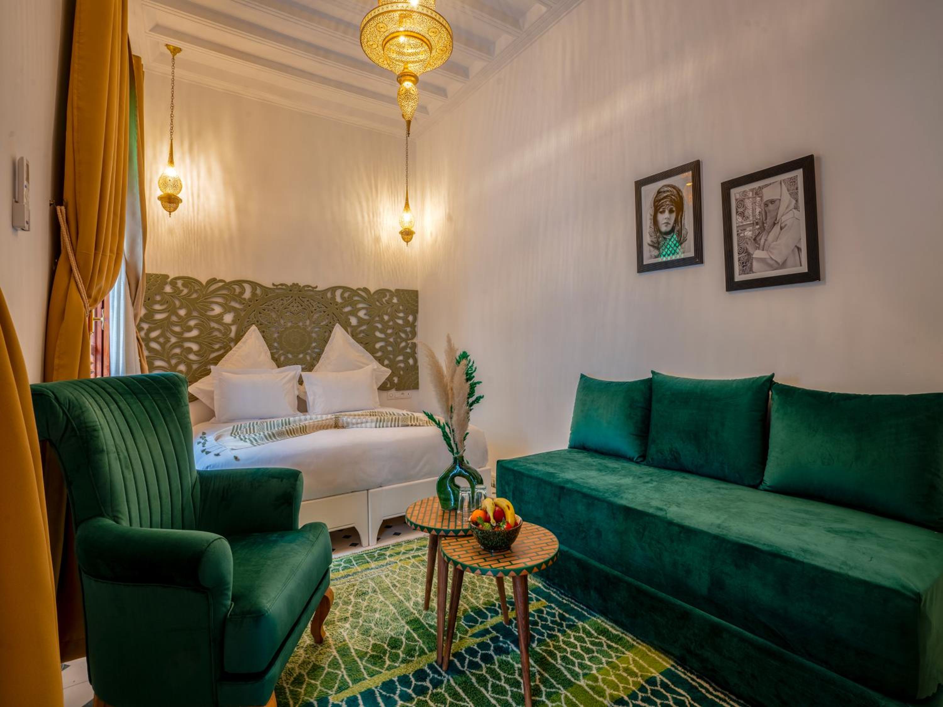 Riad Dar Al-Famila & Spa