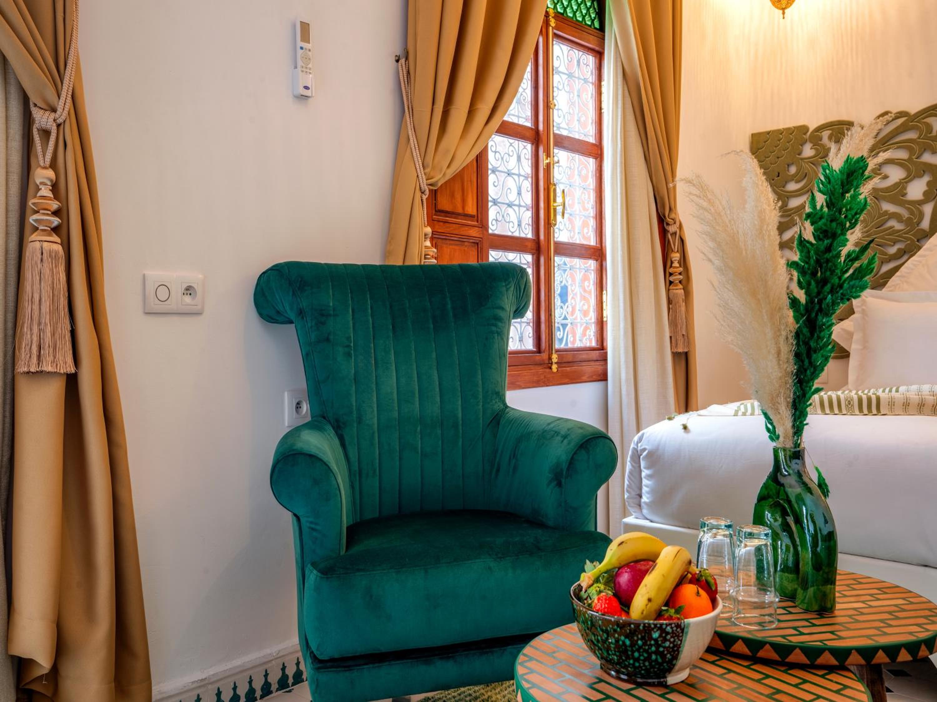 Riad Dar Al-Famila & Spa