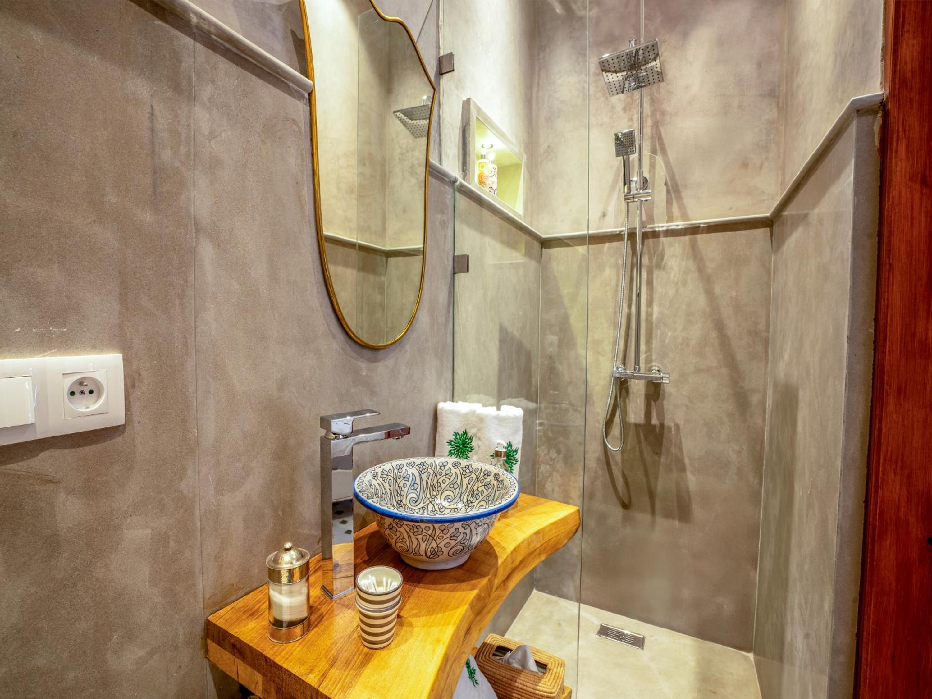 Riad Dar Al-Famila & Spa