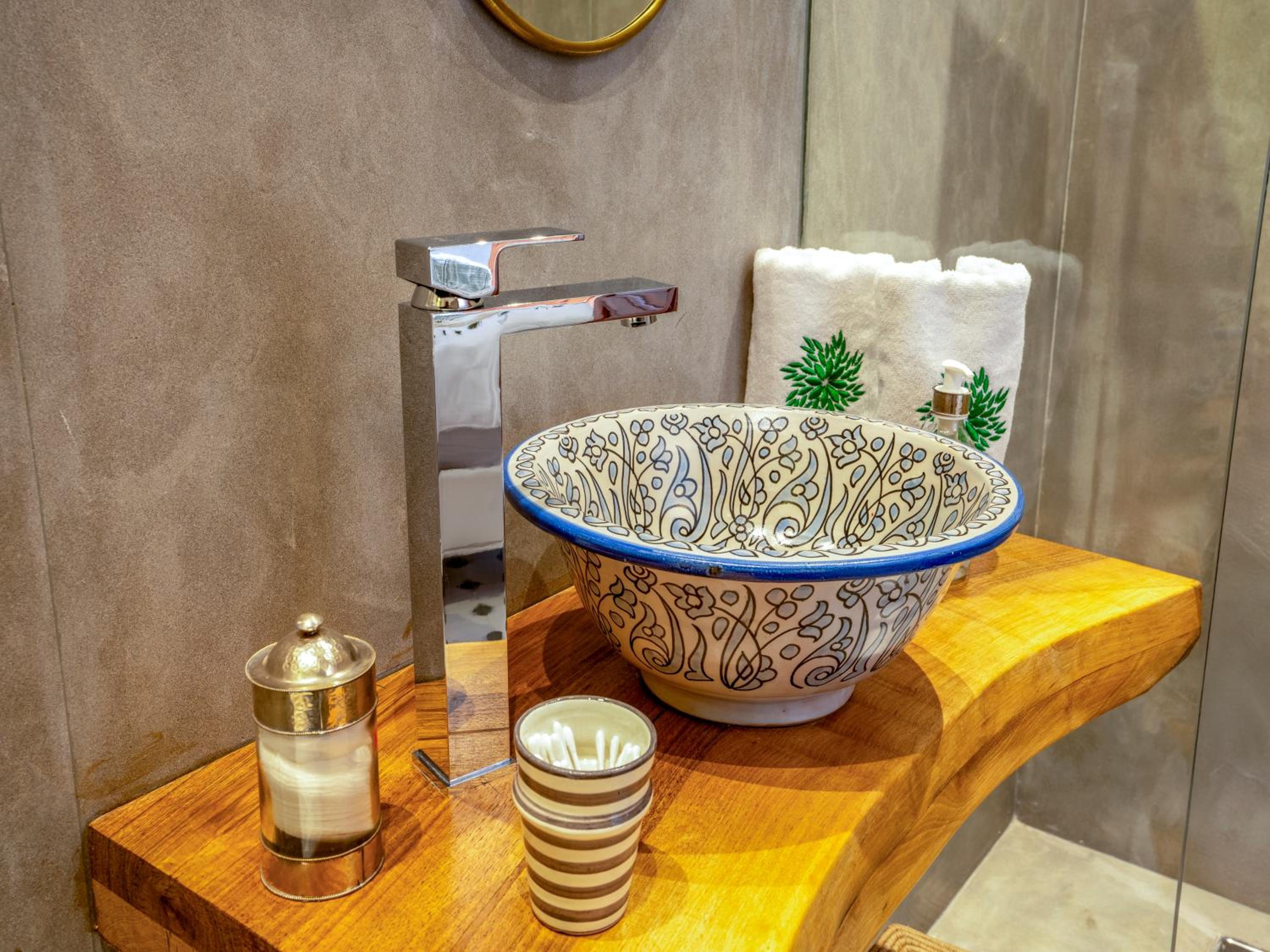 Riad Dar Al-Famila & Spa