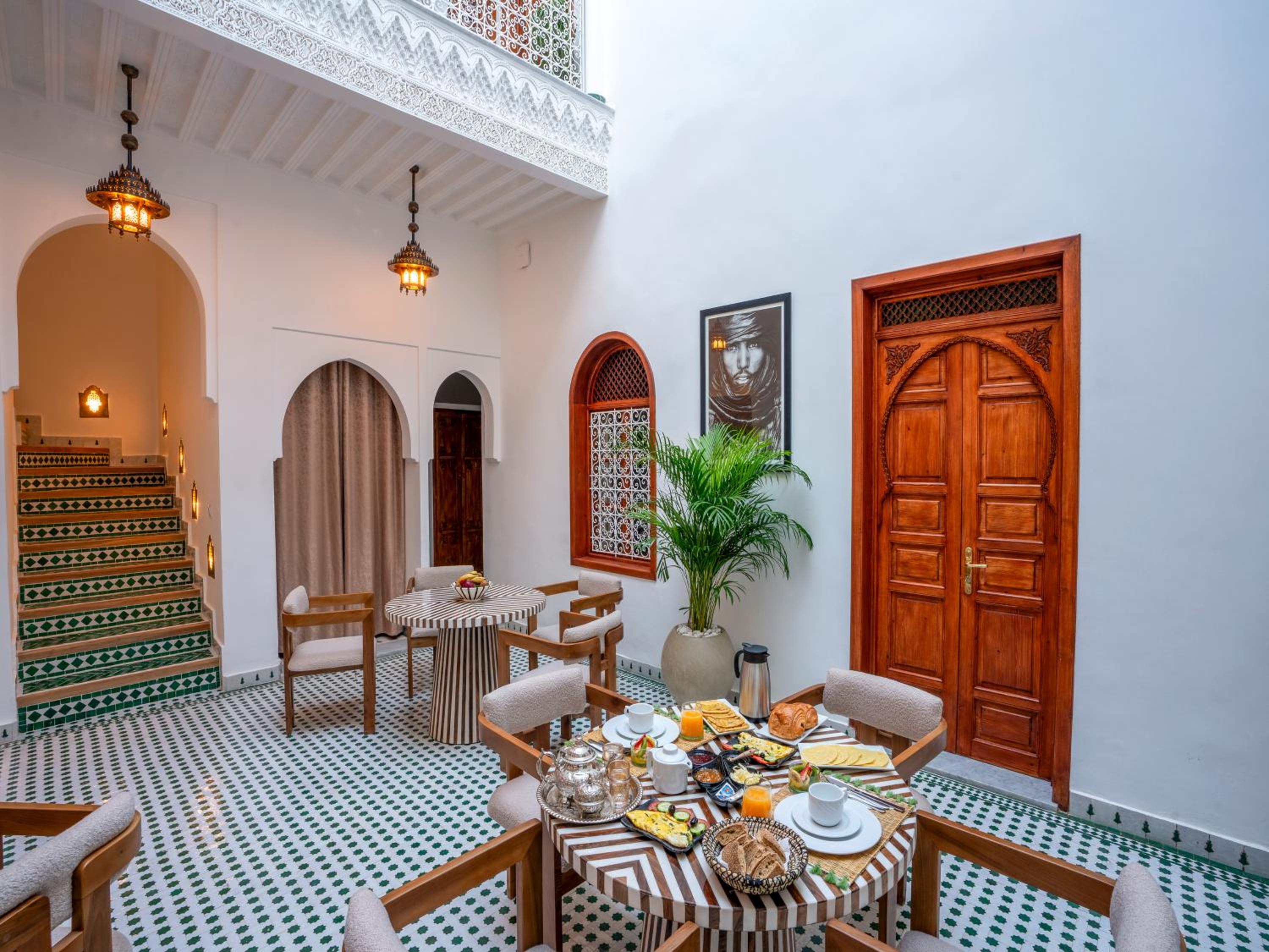 Riad Dar Al-Famila & Spa