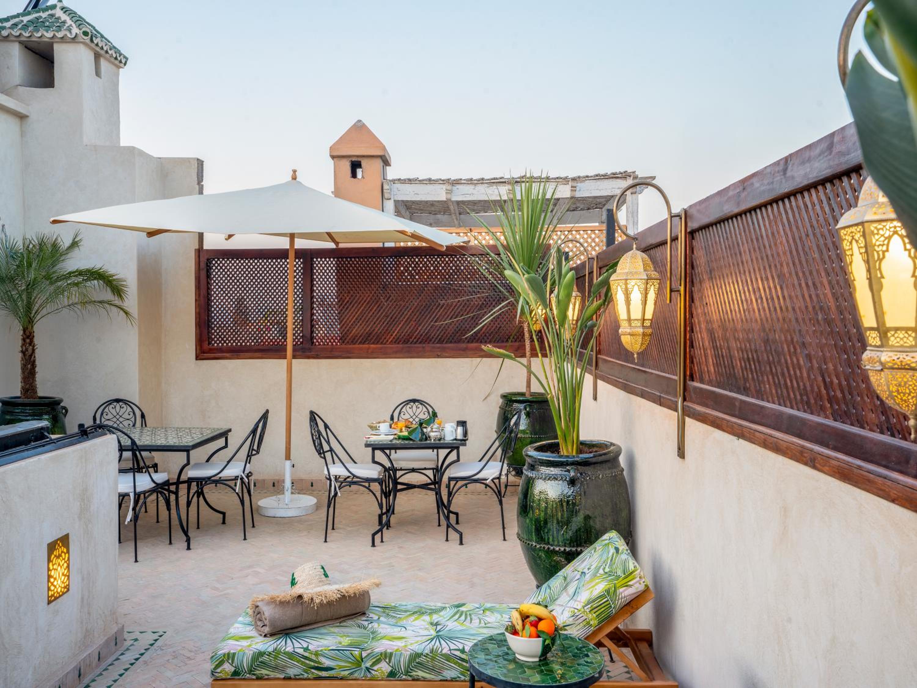 Riad Dar Al-Famila & Spa