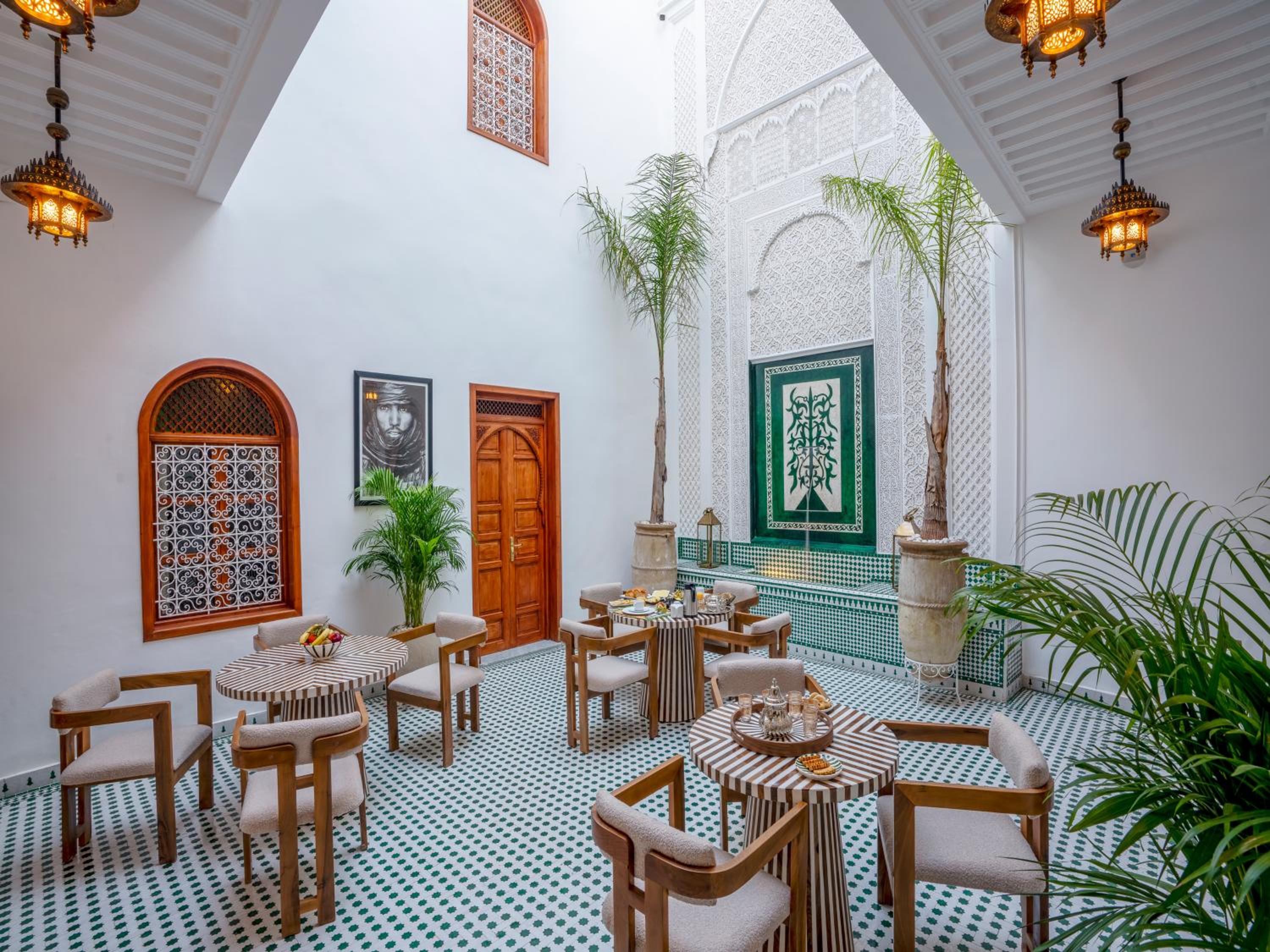 Riad Dar Al-Famila & Spa