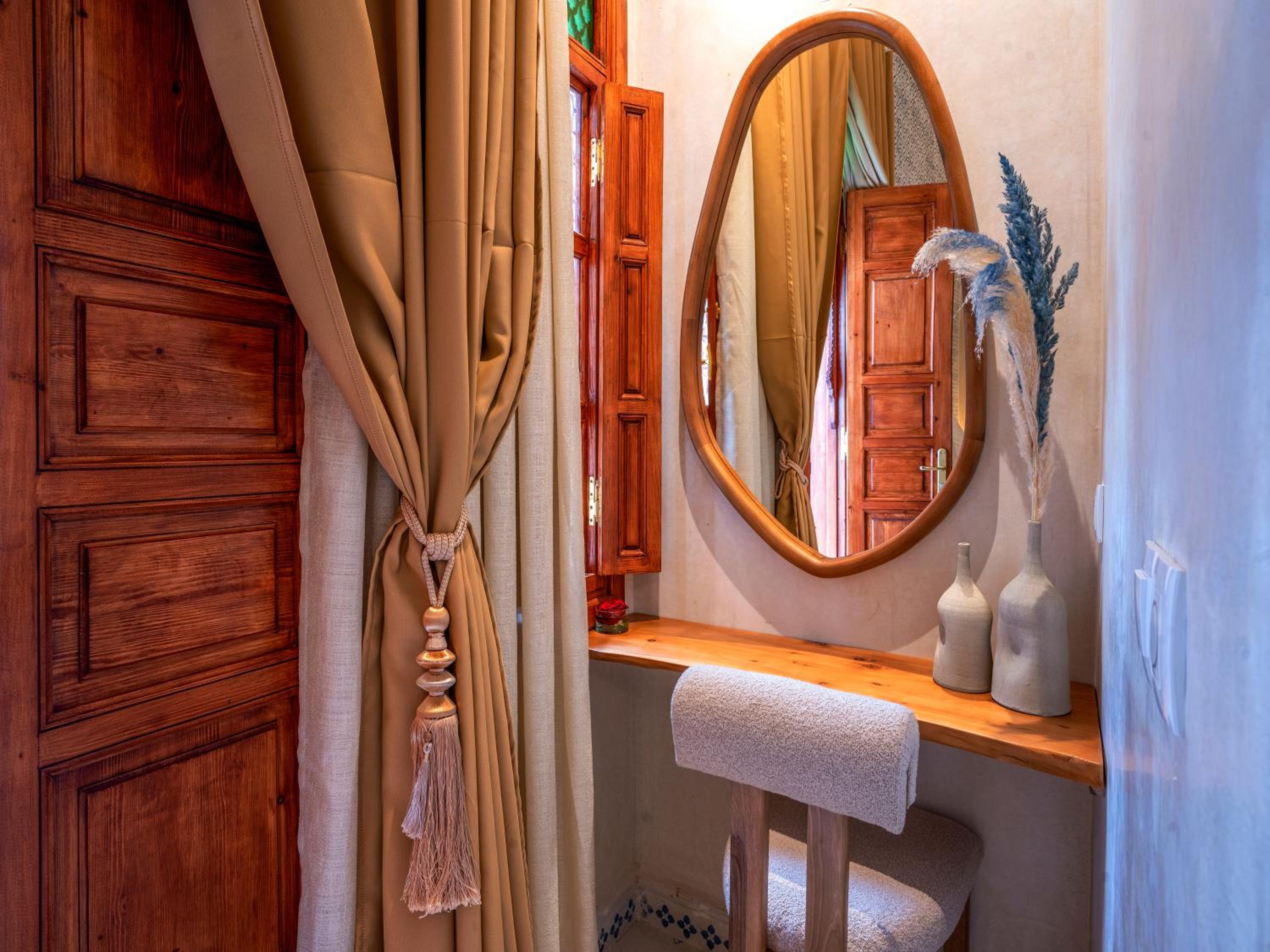 Riad Dar Al-Famila & Spa
