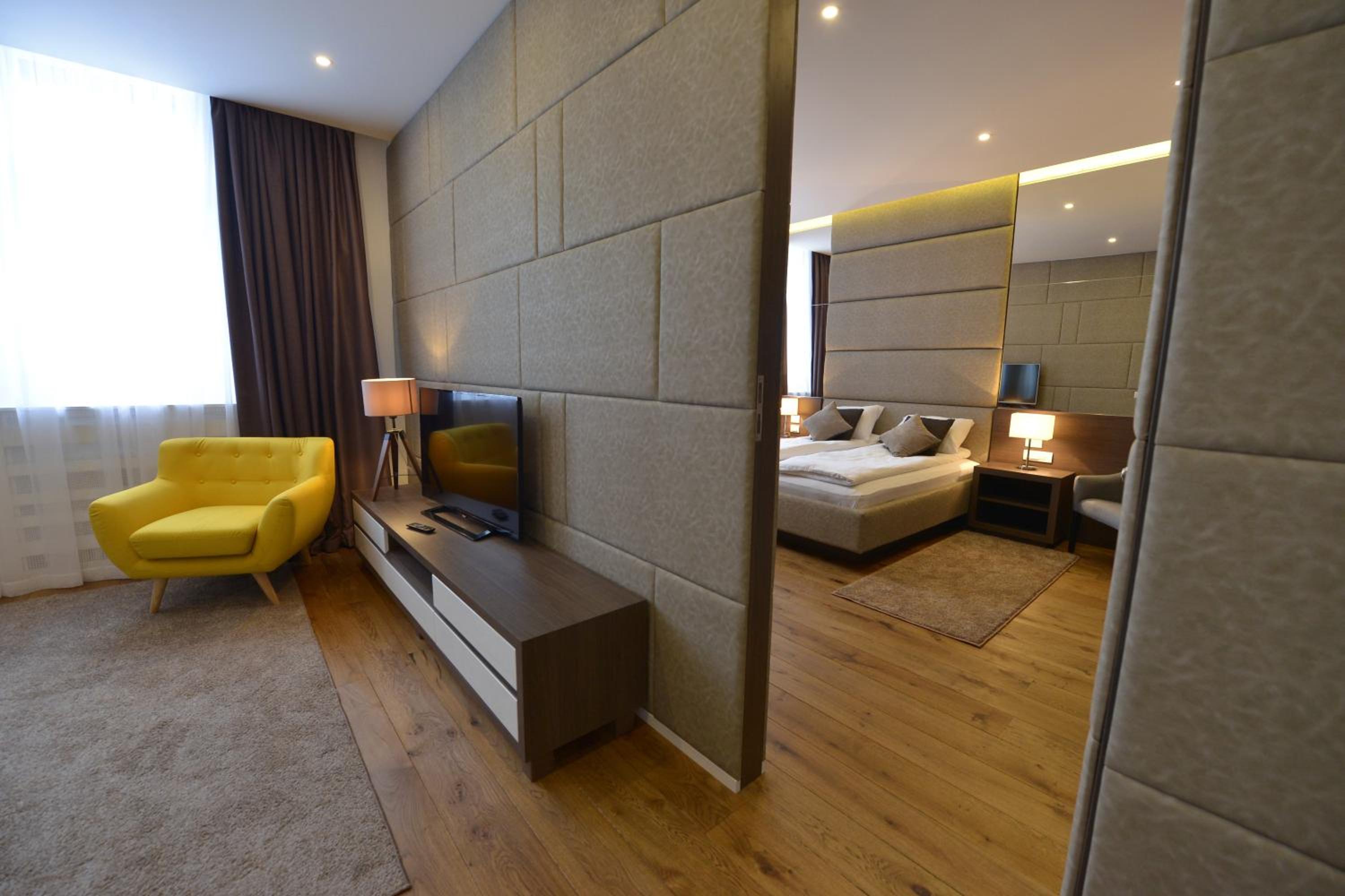 Boutique Rooms
