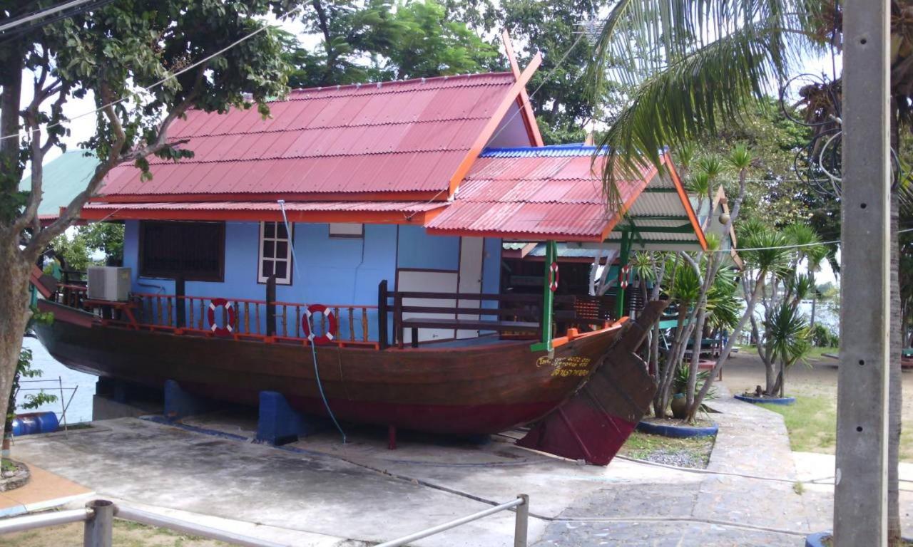 Rimtalay Resort Koh Si Chang